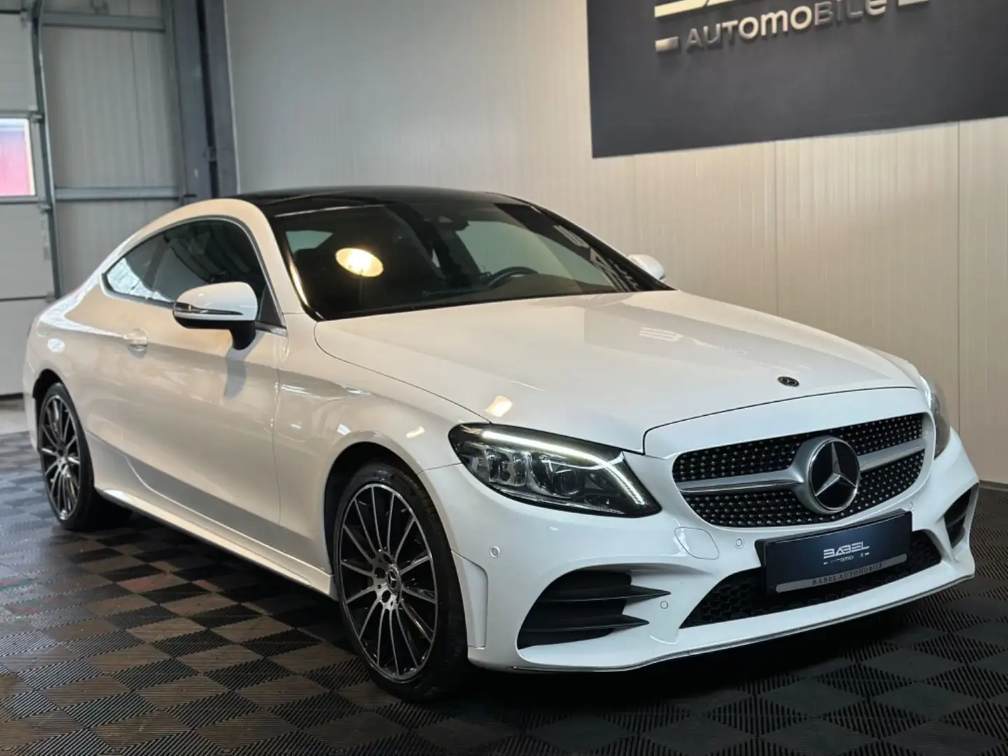 Mercedes-Benz C 400 C - Coupe 4Matic AMG Line *Pano *AHK* White - 1