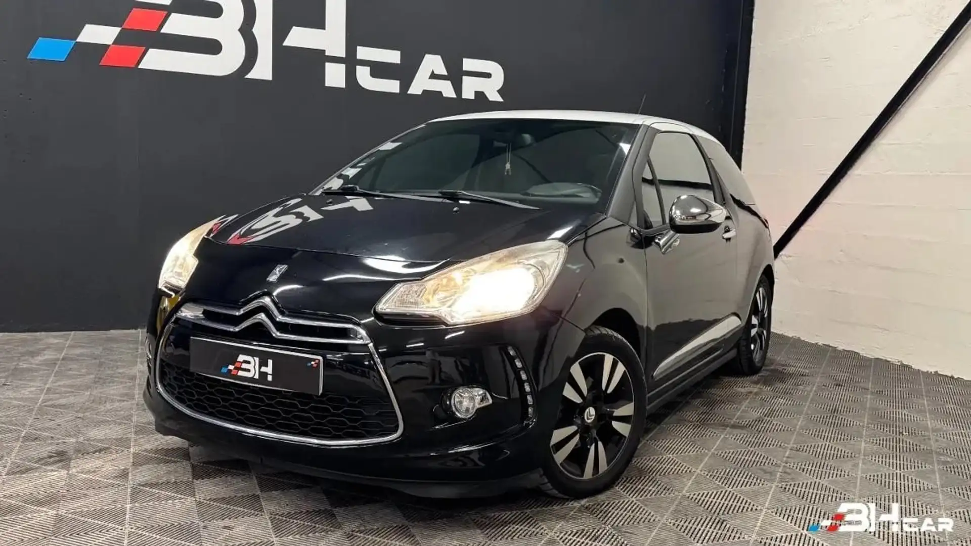 Citroen DS 3 1.2 VTI 80 CHIC Black - 1