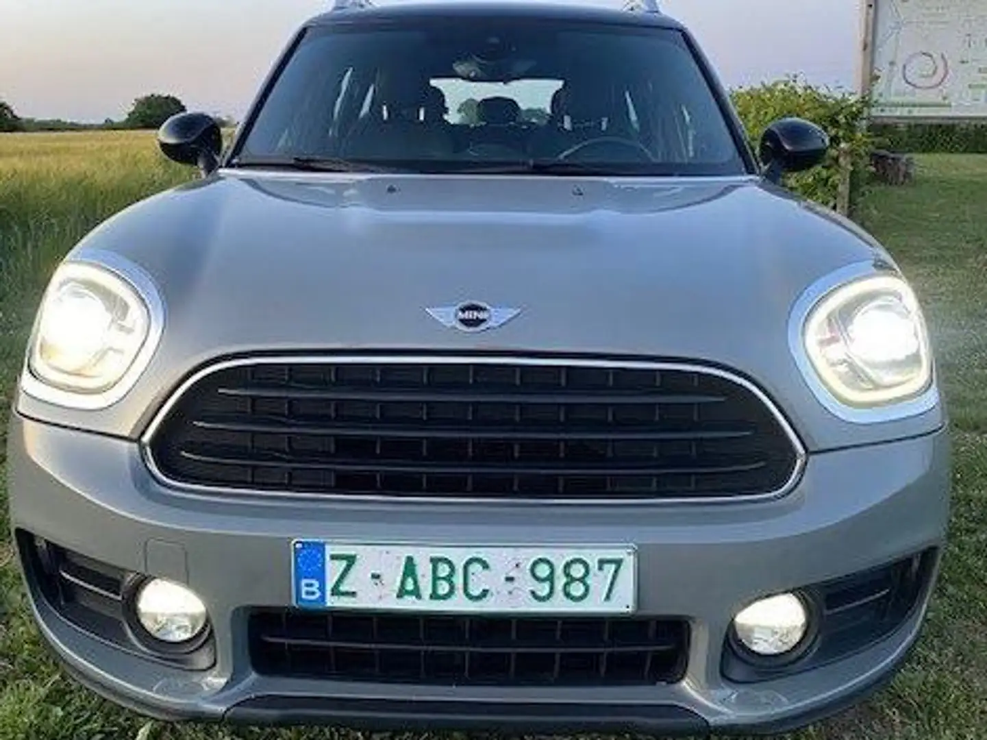 MINI Cooper D Countryman LED.CARPLAY.SOUNDROOF.LIGNE SPORT... Grijs - 2