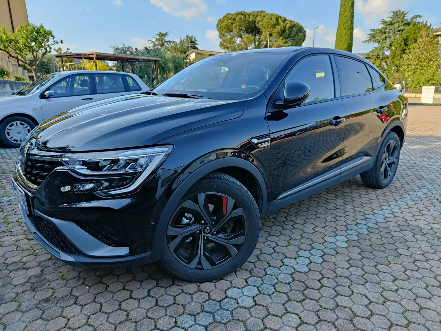 Renault Arkana Arkana 1.6 E-Tech full hybrid R.S. Line 145cv Nero - 1
