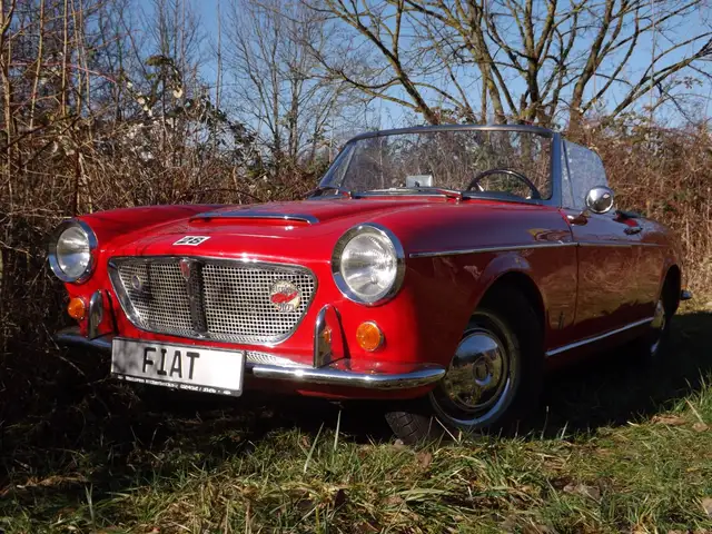 Fiat 1200-rot wie die Liebe und schön wie der Sommer!