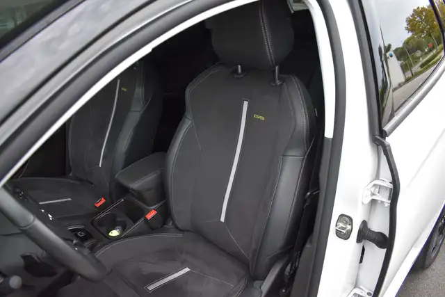Opel Grandland view 12