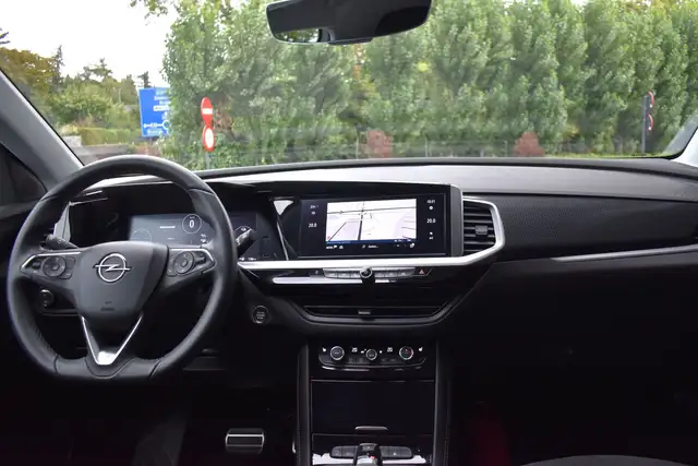 Opel Grandland view 7