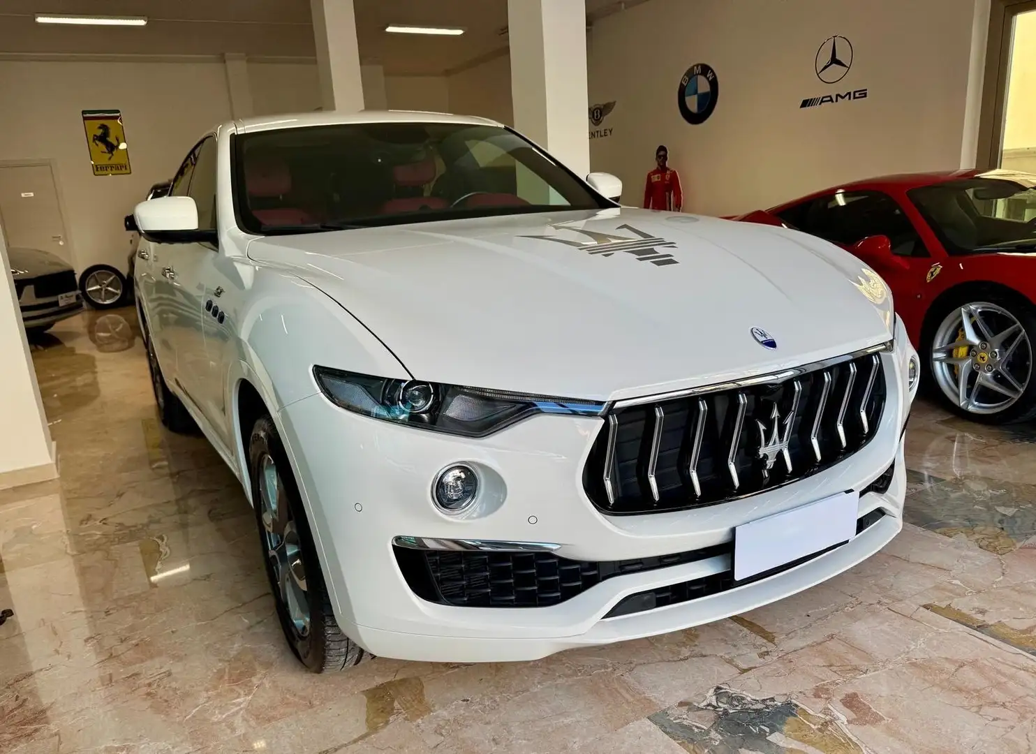Maserati Levante 2.0 mhev GT 330cv Bianco - 1