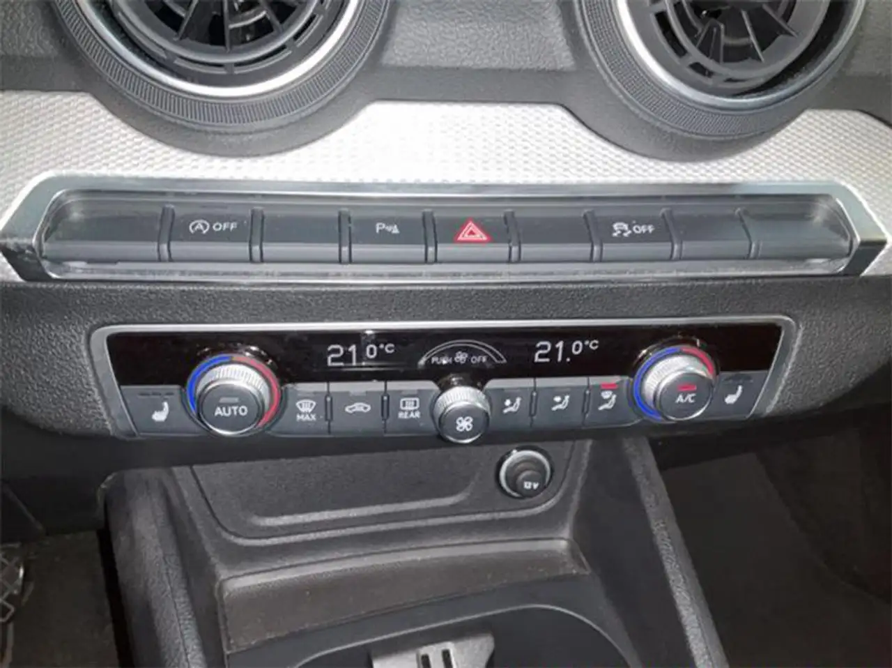 Audi Q2 30 TFSI Advanced Virtual, Navi, Retrocamera,, миниатюра 9