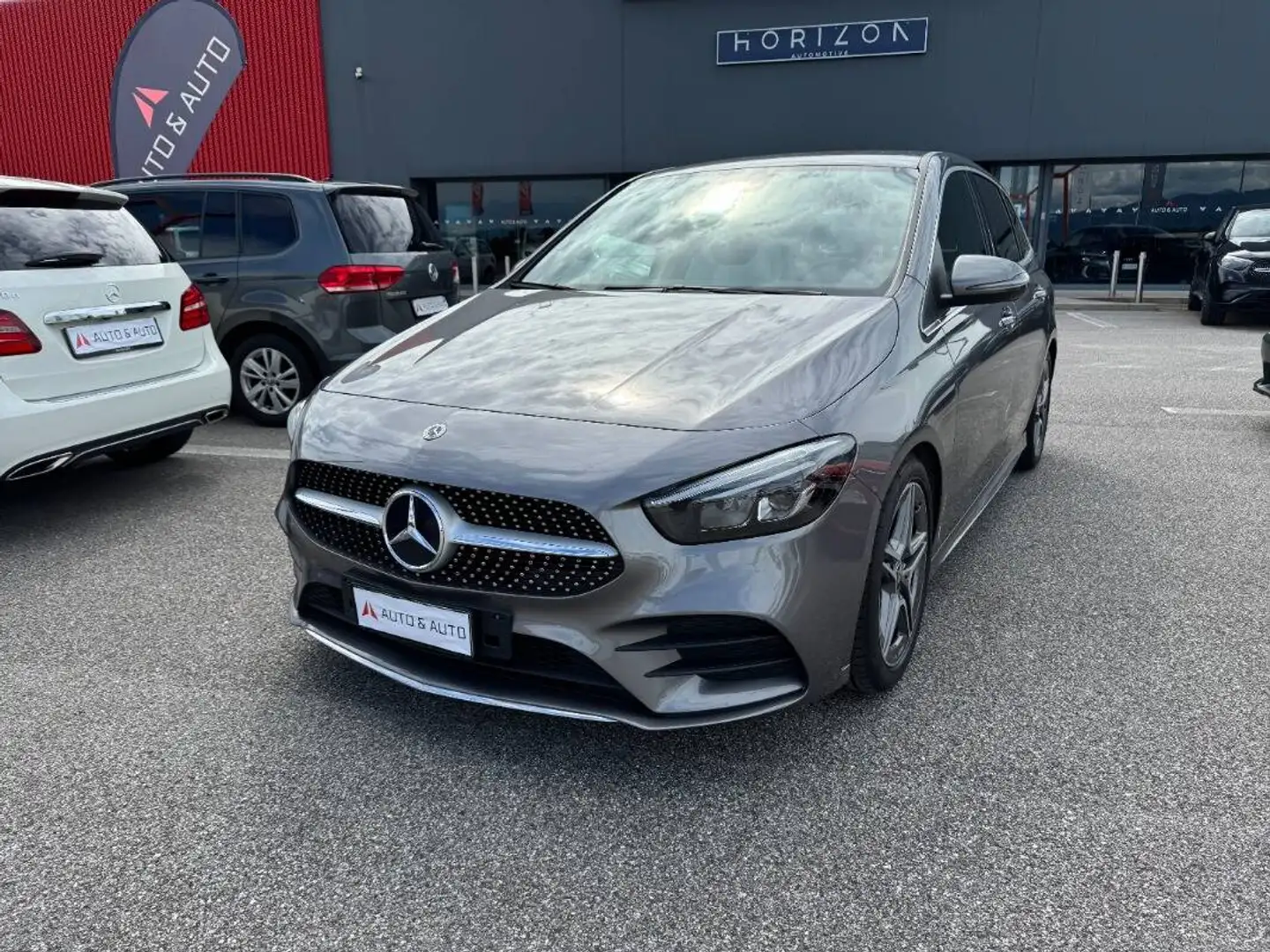 Mercedes-Benz B 200 200 Premium auto Grijs - 2