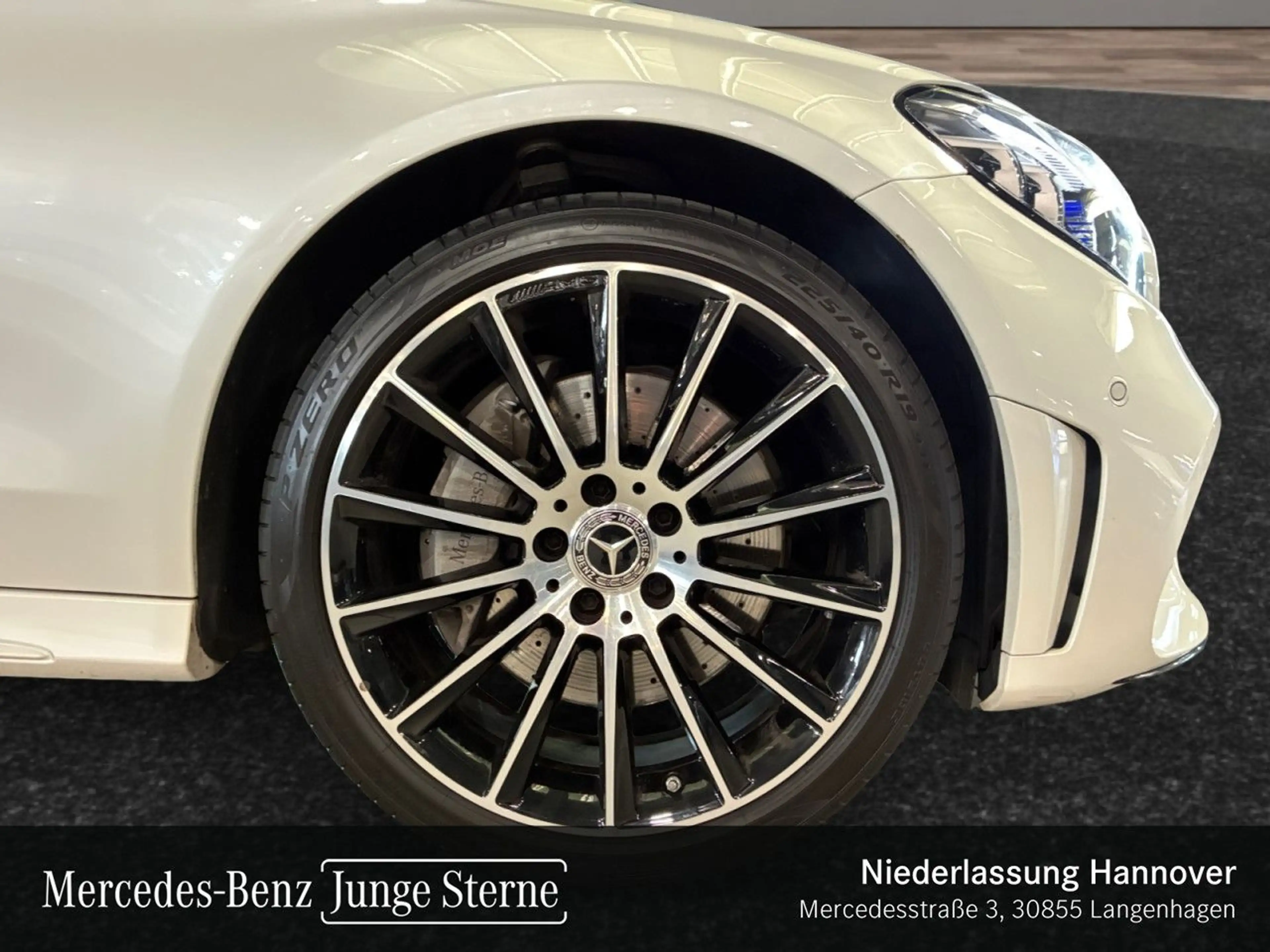 Mercedes-Benz C 400 Coupé 4M AMG+NIGHT+360+AHK+MULTIBEAM+19"+9G — photo 5