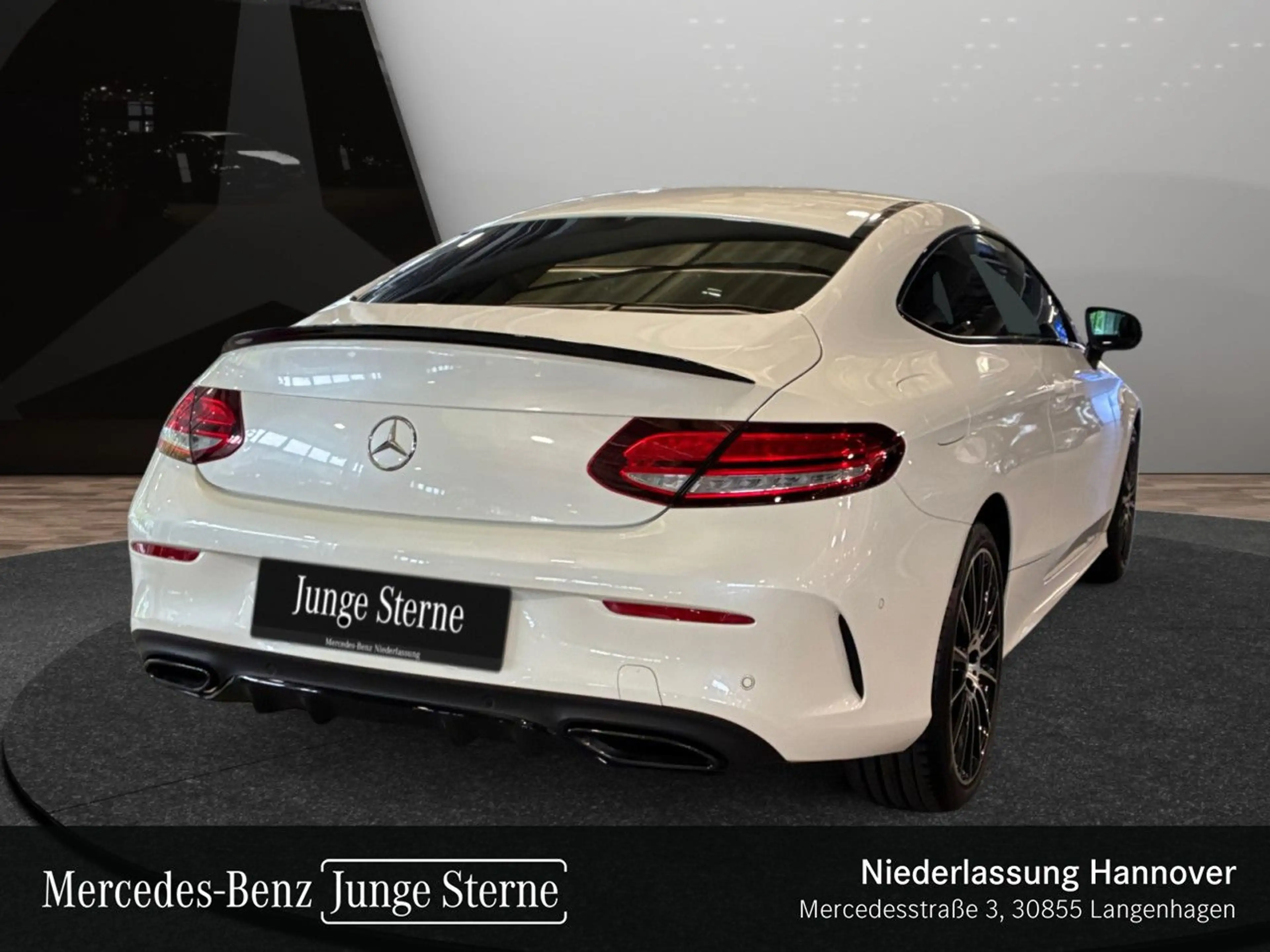 Mercedes-Benz C 400 Coupé 4M AMG+NIGHT+360+AHK+MULTIBEAM+19"+9G — photo 6