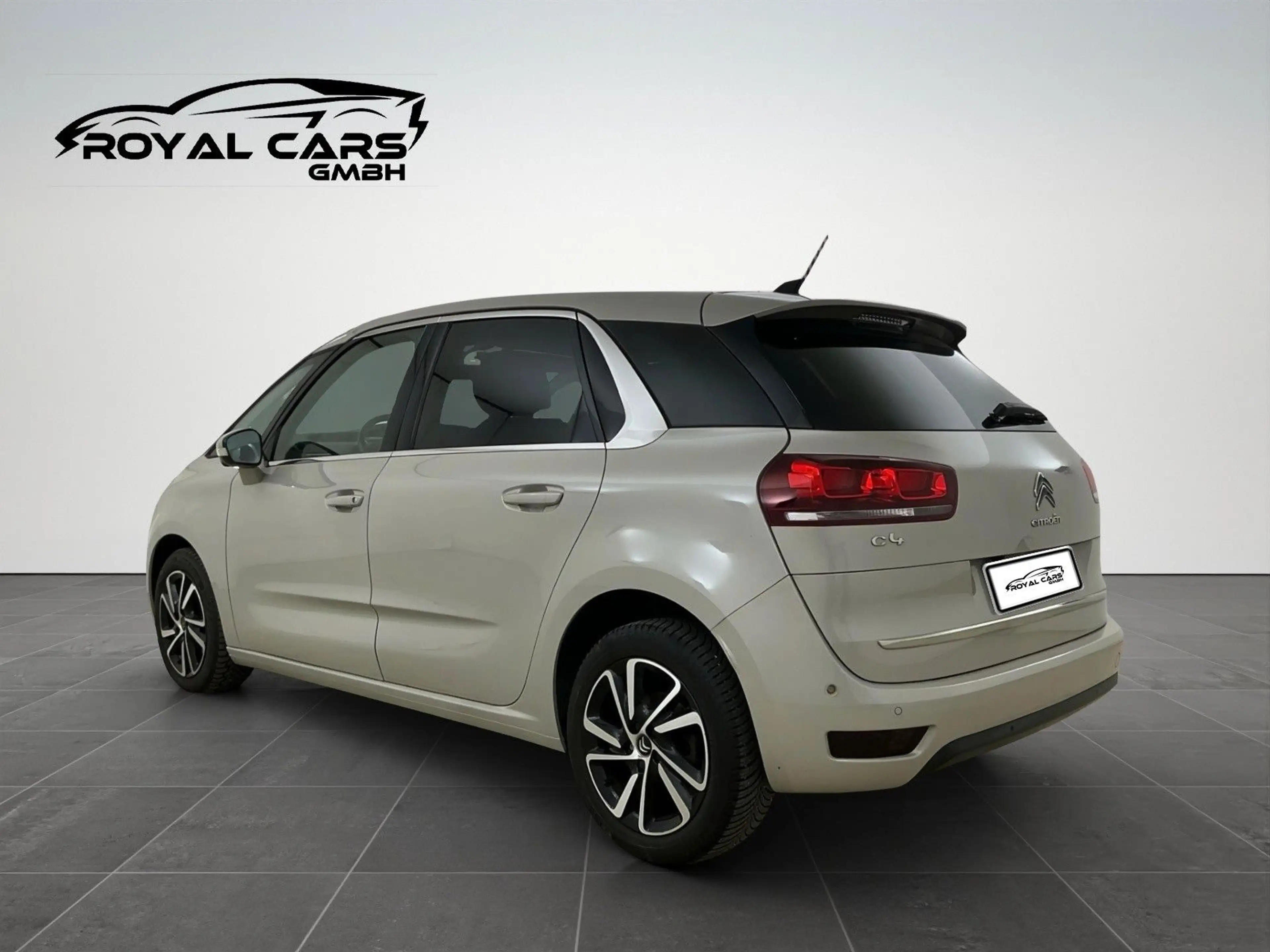 Citroen C4 Picasso /Spacetourer Shine — photo 3