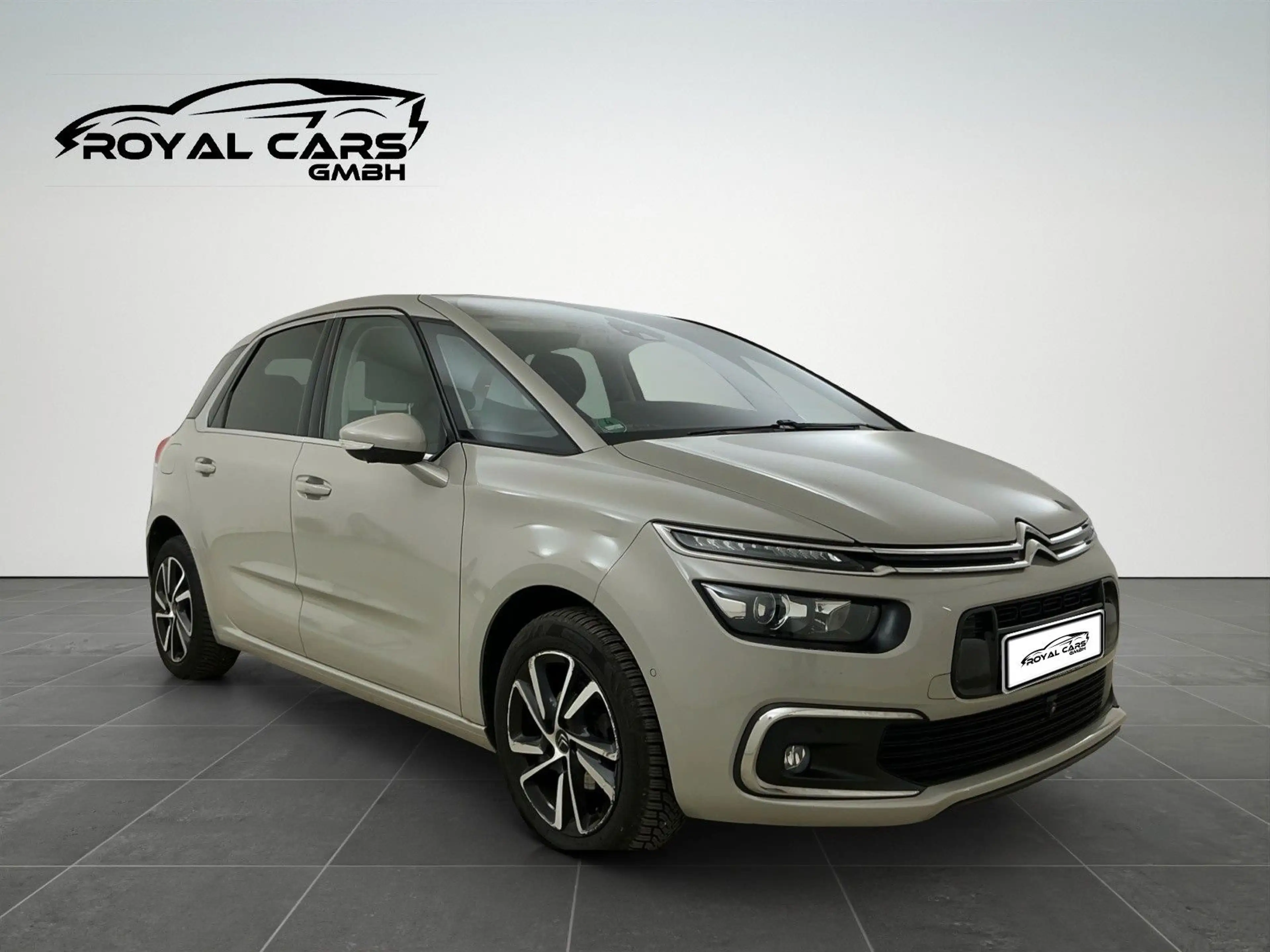 Citroen C4 Picasso /Spacetourer Shine — photo 2