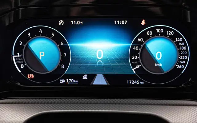 Volkswagen Golf view 17