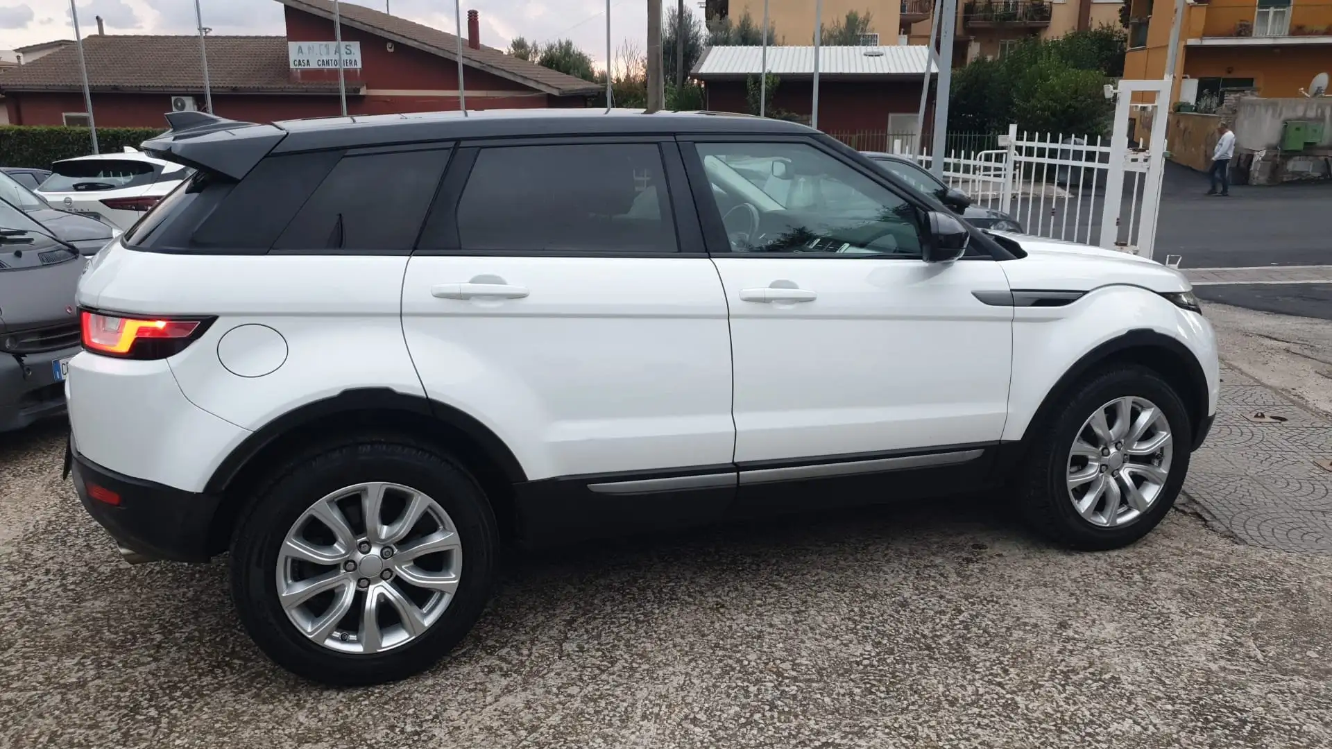 Land Rover Range Rover Evoque Range Rover Evoque  5p 2.0 td4 HSE Dynamic 150cv Bianco - 2