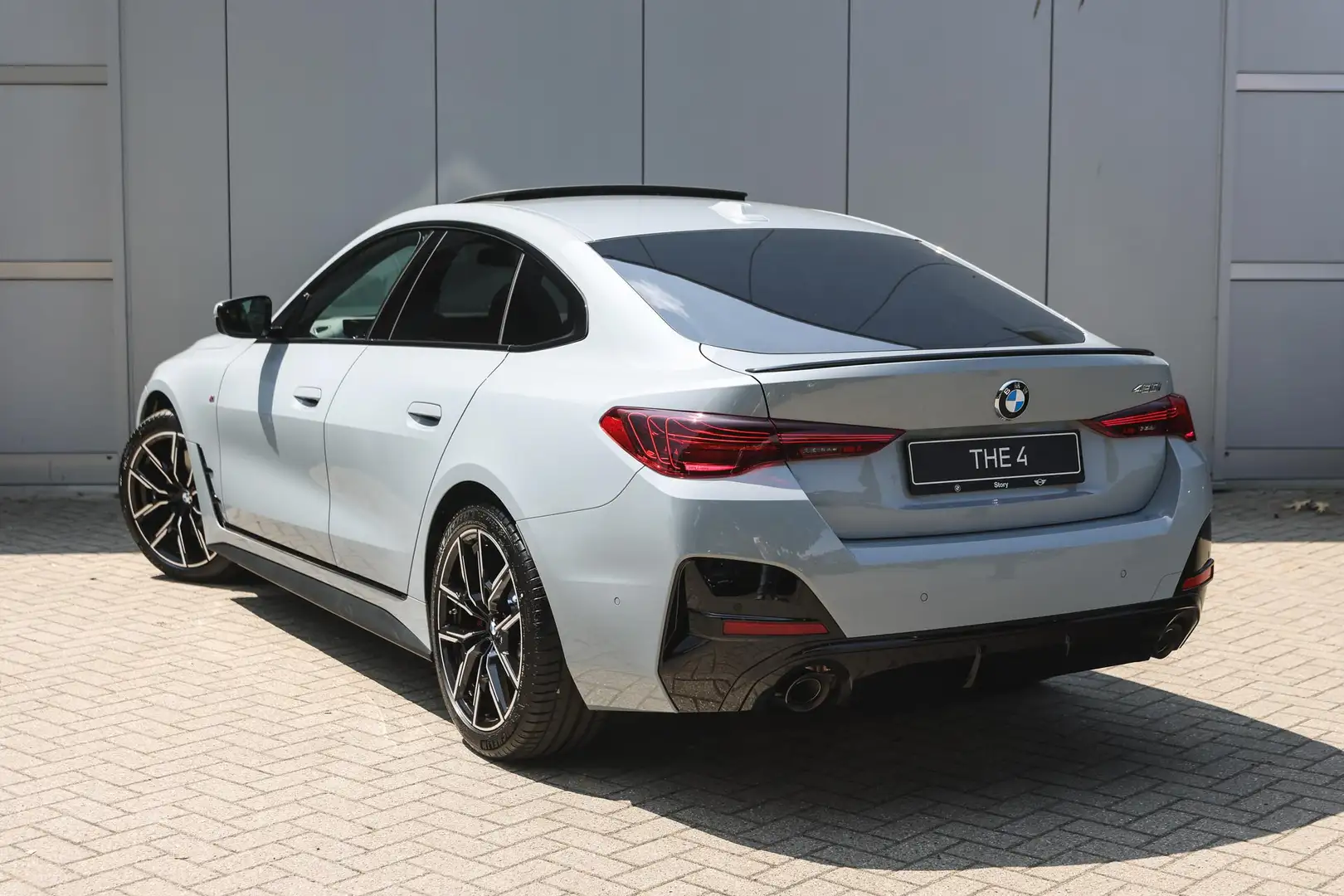 BMW 420 4 Serie Gran Coupé 420i High Executive M Sport Aut Grijs - 2