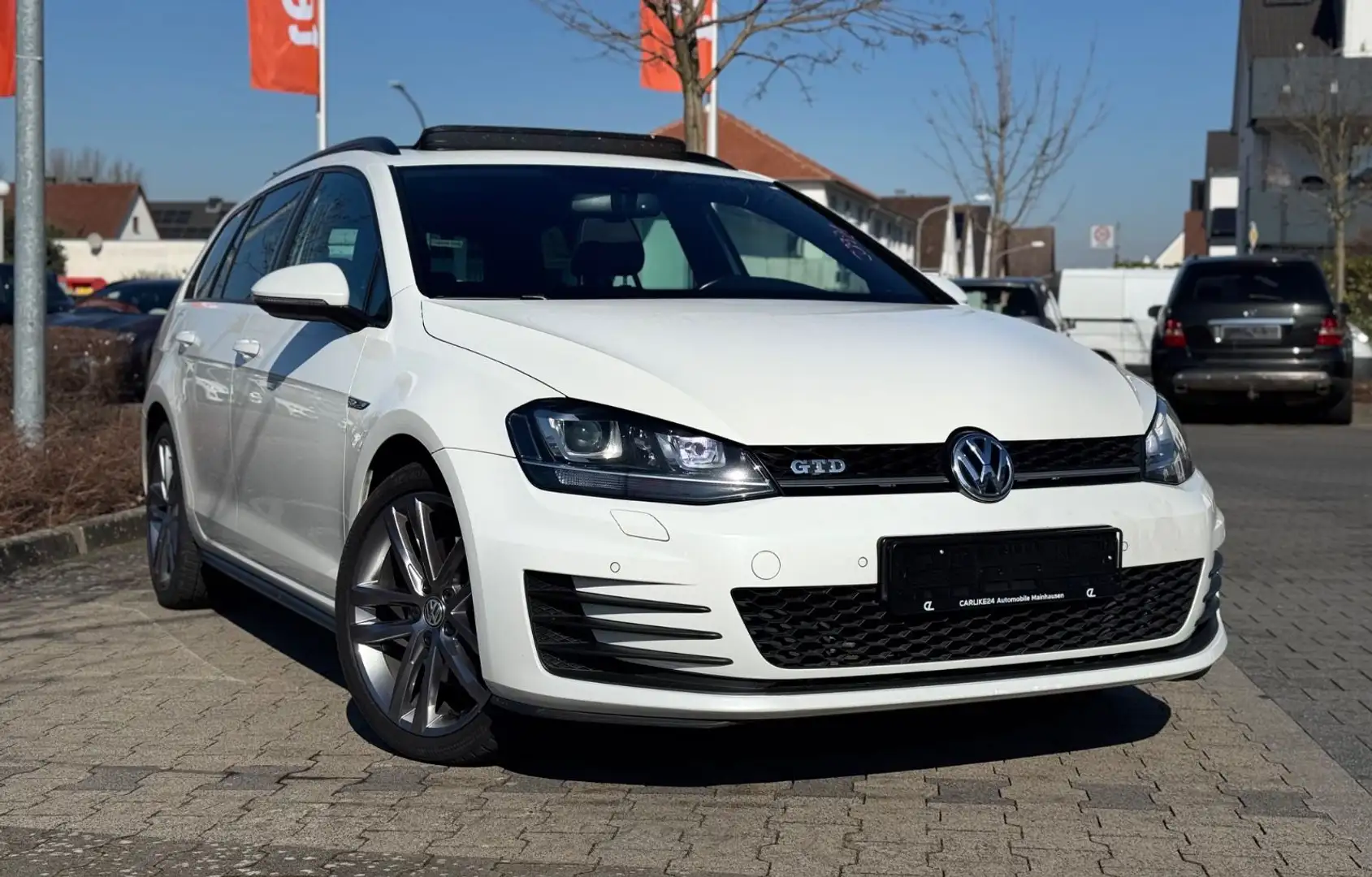 Volkswagen Golf VII Variant GTD DSG*Dynaudio*Panorama*Xenon Blanc - 1
