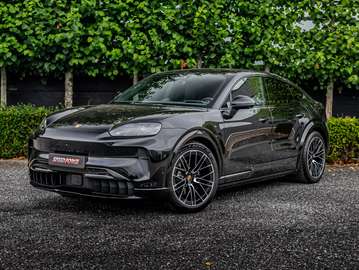 COUPE ELECTRIC | 22" | 18way Seats | SportDesign | Sport Chrono | Passenger Display | Head-Up | PanoDak | Drive Ass