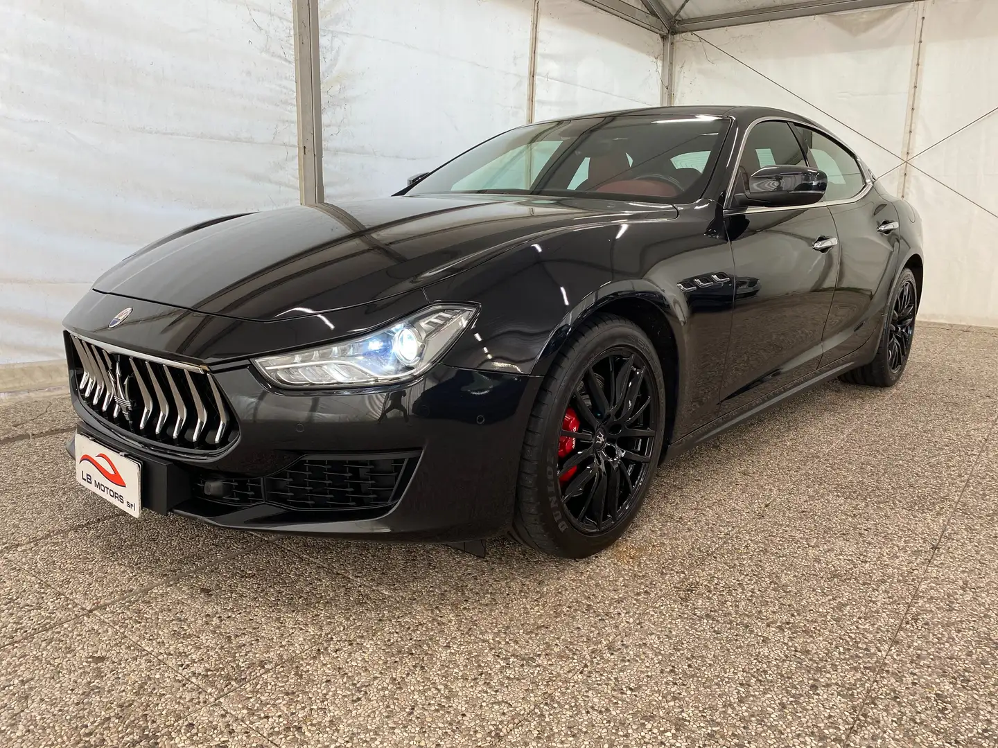 Maserati Ghibli Ghibli 3.0 V6 ds Granlusso 250cv auto Ribelle Zwart - 1