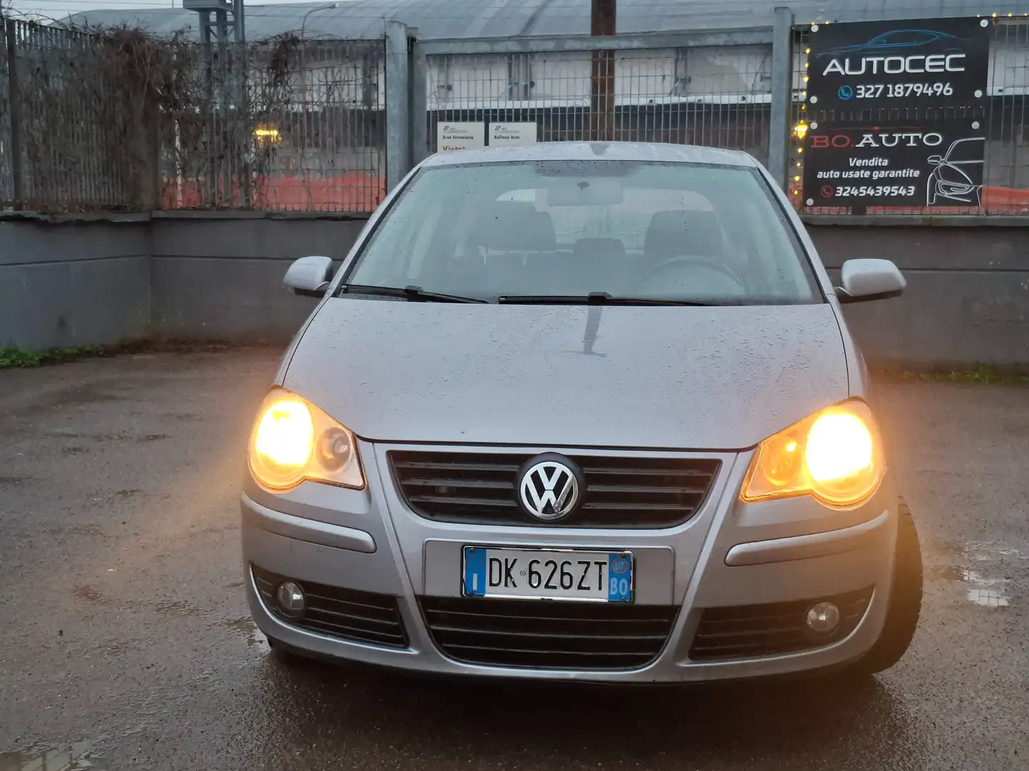Volkswagen Polo Polo IV 2007 5p 1.4 Sportline 80cv GPL Grigio - 2