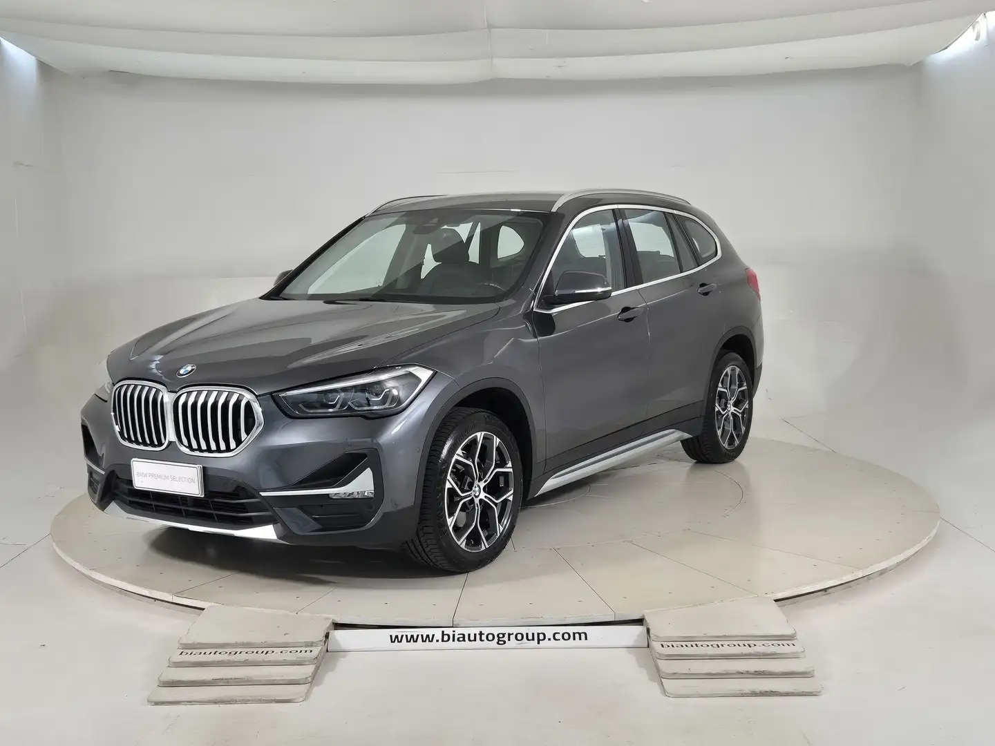 BMW X1 F48 2019 Diesel sdrive18d xLine auto Grigio - 1