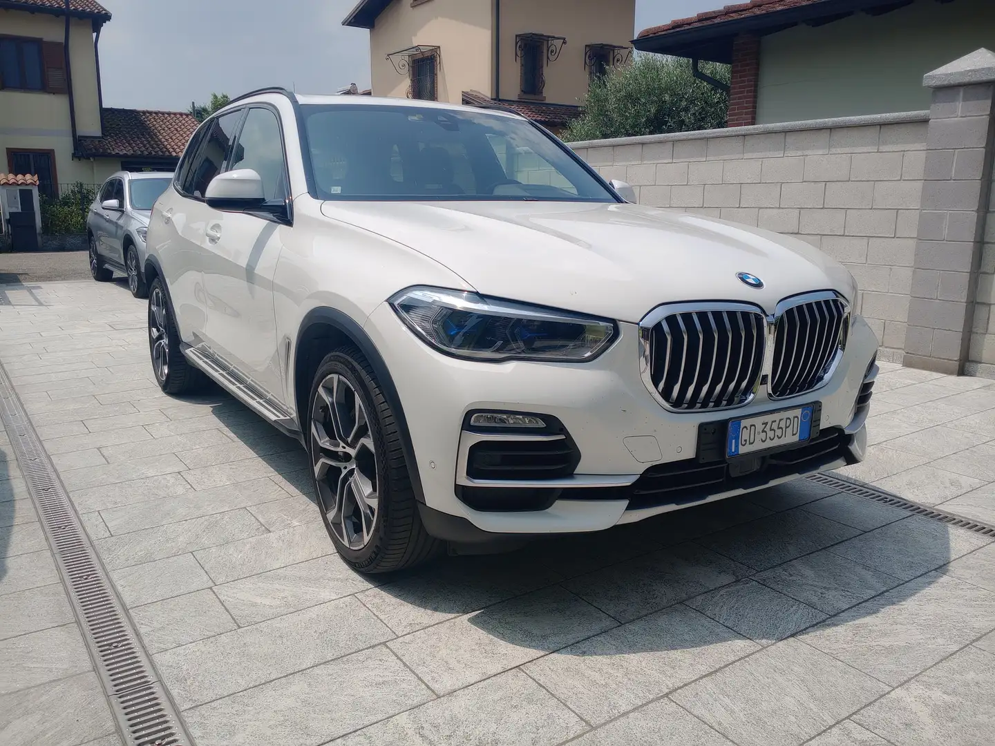 BMW X5 X5 G05 2018 xdrive30d mhev 48V xLine auto Bianco - 2