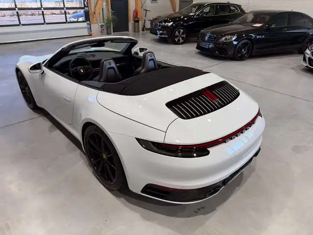 Porsche 992 Carrera 4S PDK Cabriolet / Approved / LED / BOSE Ansicht 10