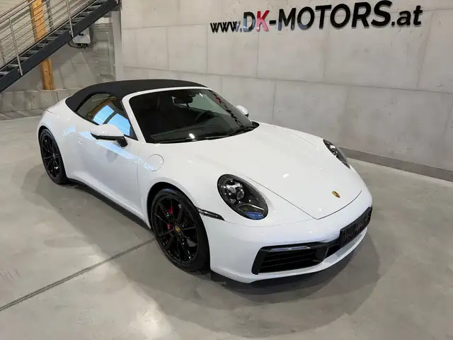 Porsche 992 Carrera 4S PDK Cabriolet / Approved / LED / BOSE Ansicht 3