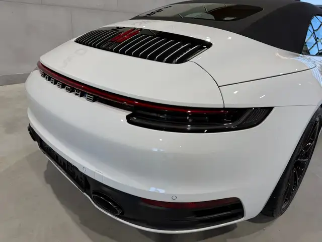Porsche 992 Carrera 4S PDK Cabriolet / Approved / LED / BOSE Ansicht 24