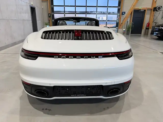 Porsche 992 Carrera 4S PDK Cabriolet / Approved / LED / BOSE Ansicht 8