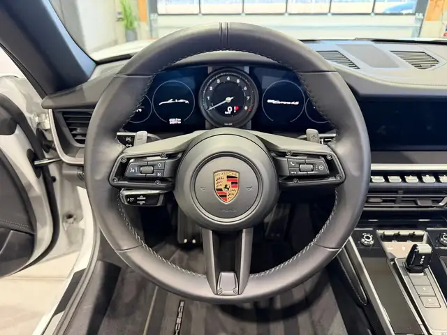 Porsche 992 Carrera 4S PDK Cabriolet / Approved / LED / BOSE Ansicht 31