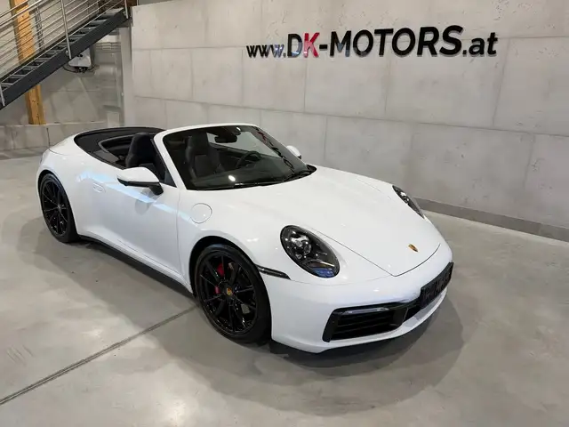 Porsche 992 Carrera 4S PDK Cabriolet / Approved / LED / BOSE Ansicht 4