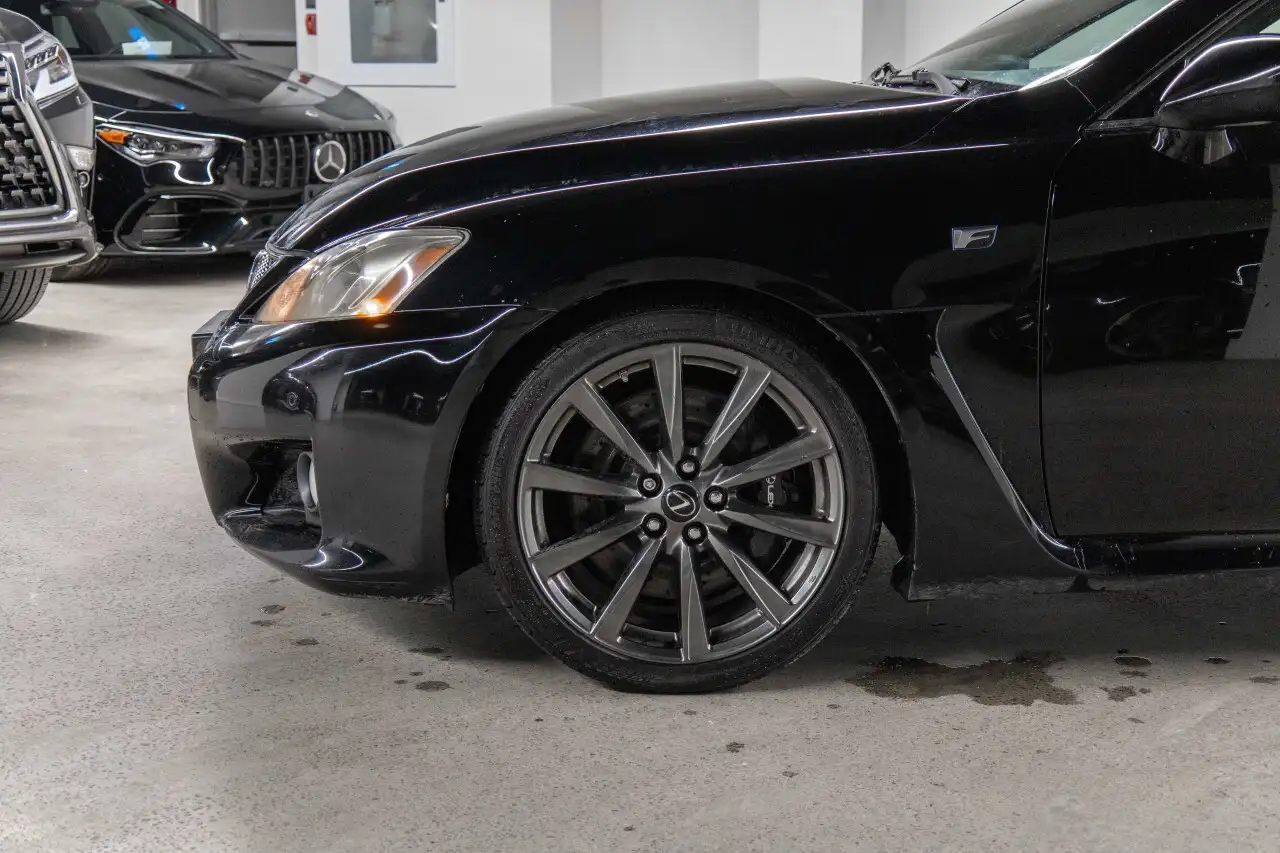 Lexus IS F снимка Lexus IS F