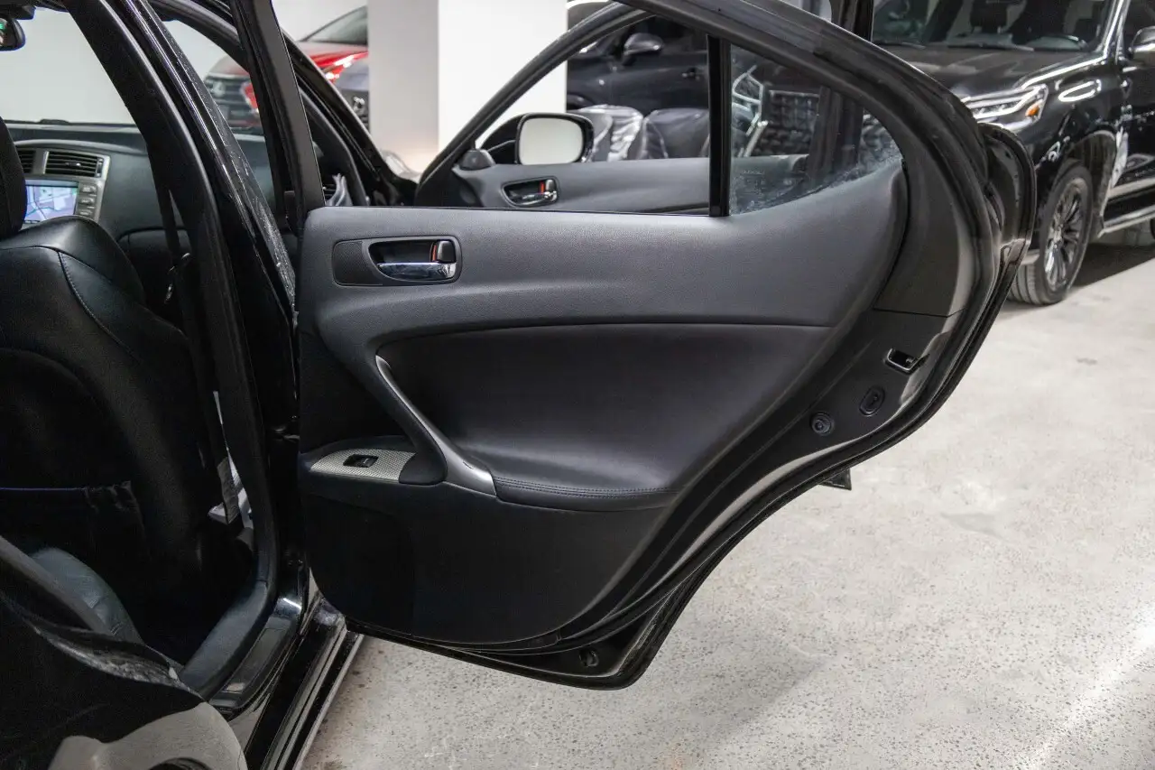 Lexus IS F снимка Lexus IS F