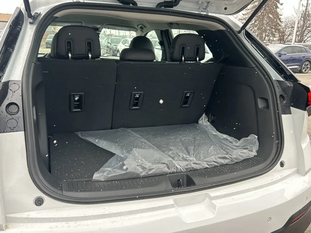 Chevrolet Bolt снимка Chevrolet Bolt