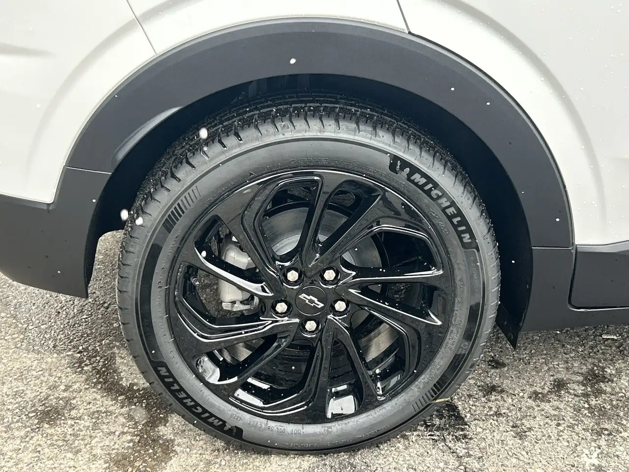 Chevrolet Bolt снимка Chevrolet Bolt