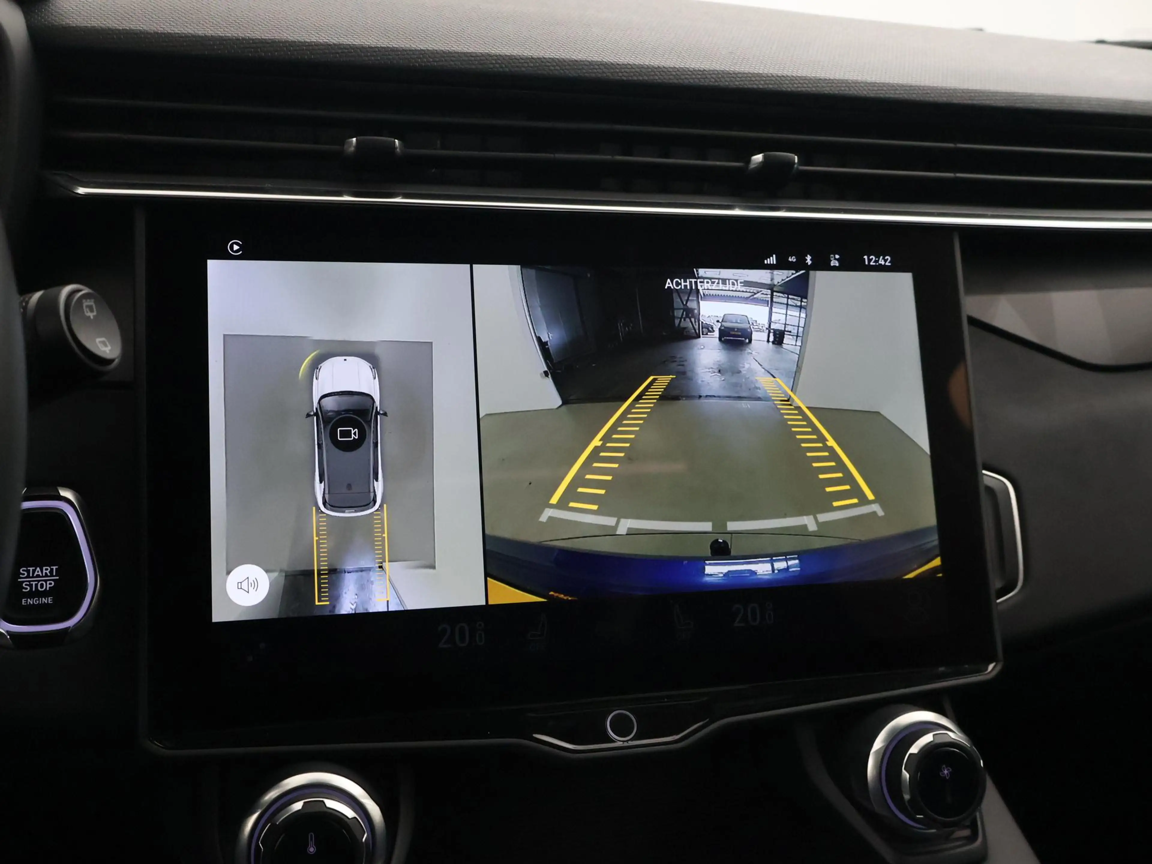Lynk & Co 01 1.5 PLUG-IN 261 PK BLACK PACK + TREKHAAK | 360 CAM — photo 29