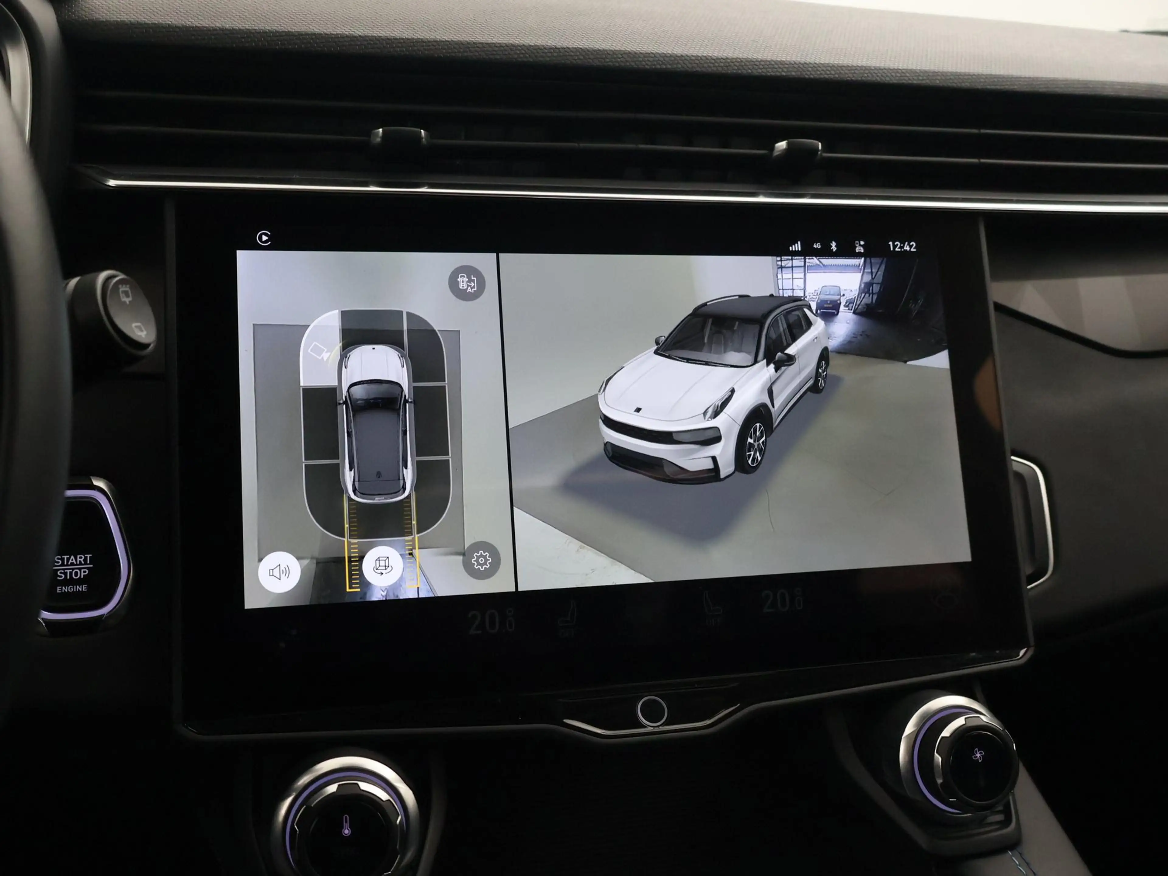 Lynk & Co 01 1.5 PLUG-IN 261 PK BLACK PACK + TREKHAAK | 360 CAM — photo 6