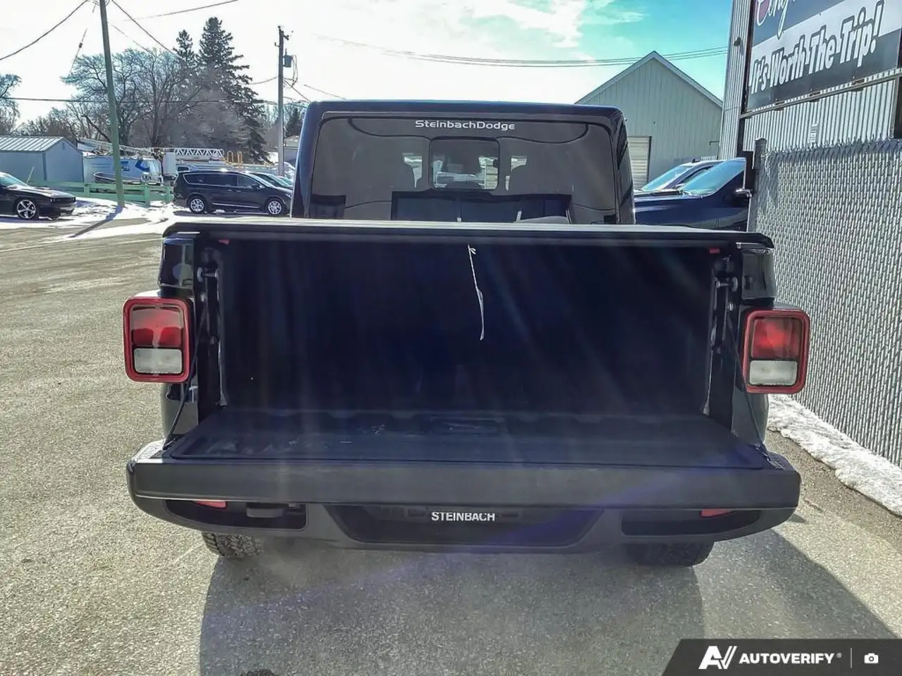 Jeep Gladiator снимка Jeep Gladiator