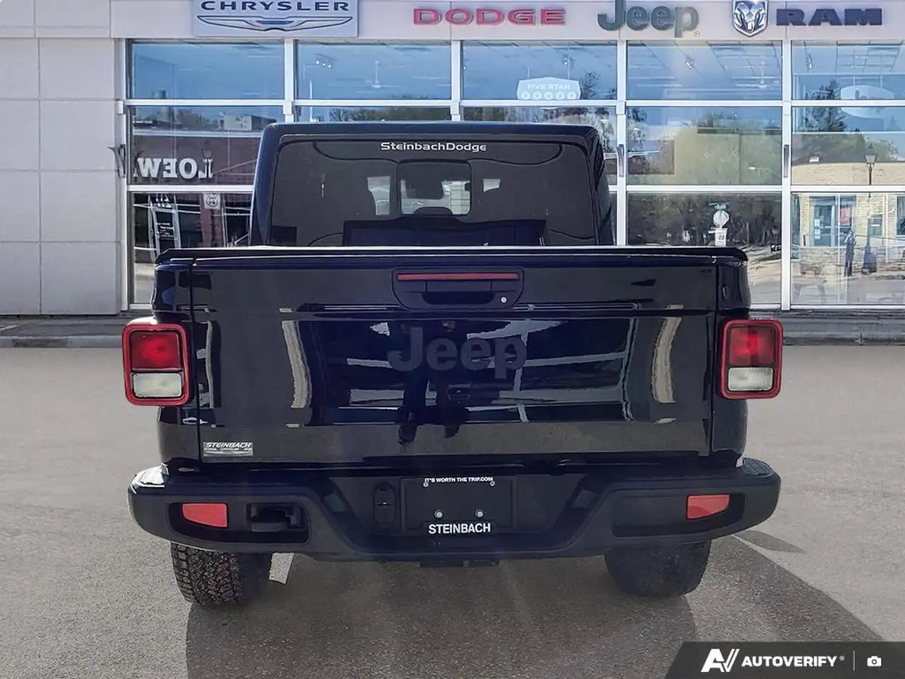 Jeep Gladiator снимка Jeep Gladiator
