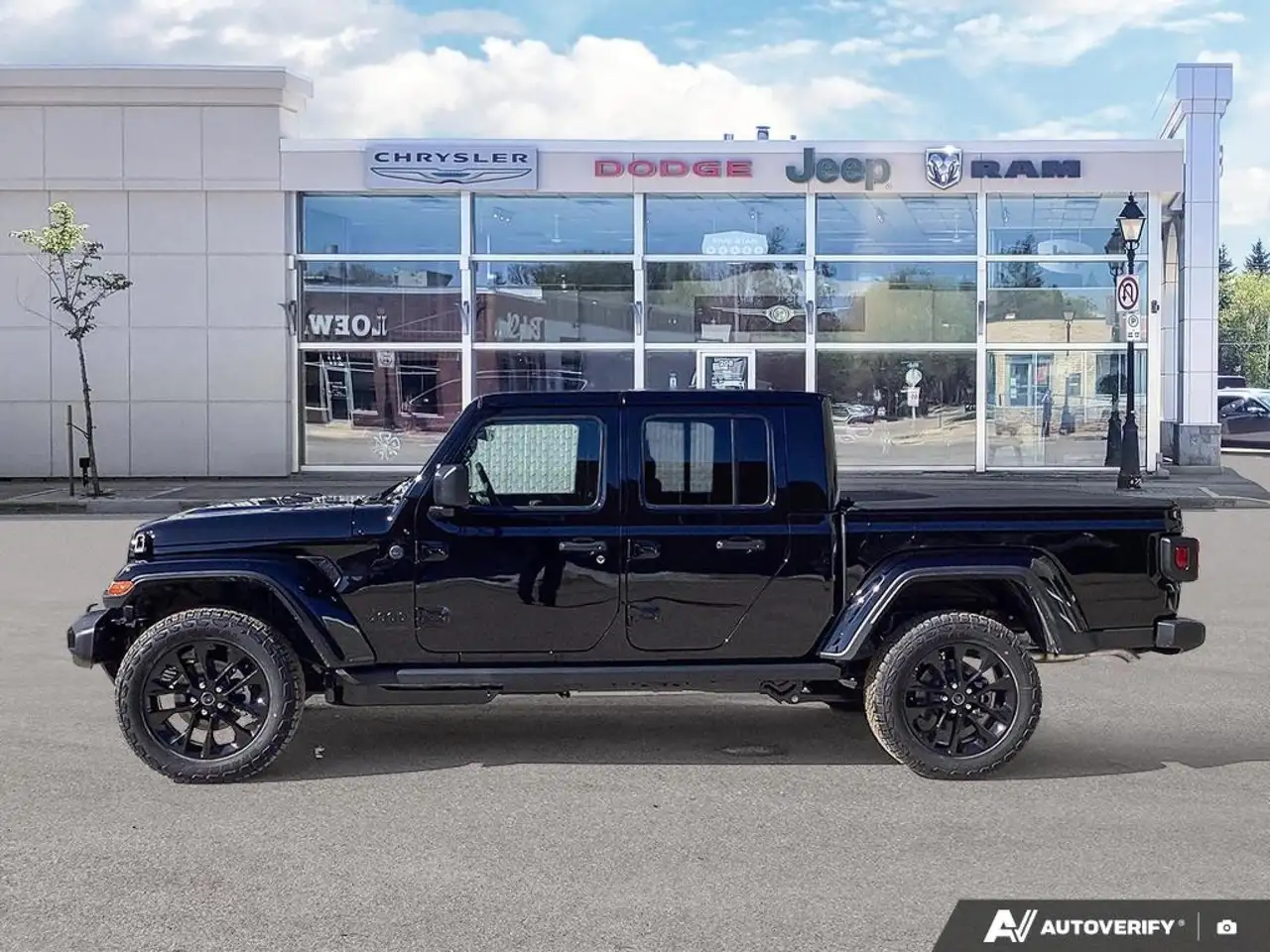 Jeep Gladiator снимка Jeep Gladiator