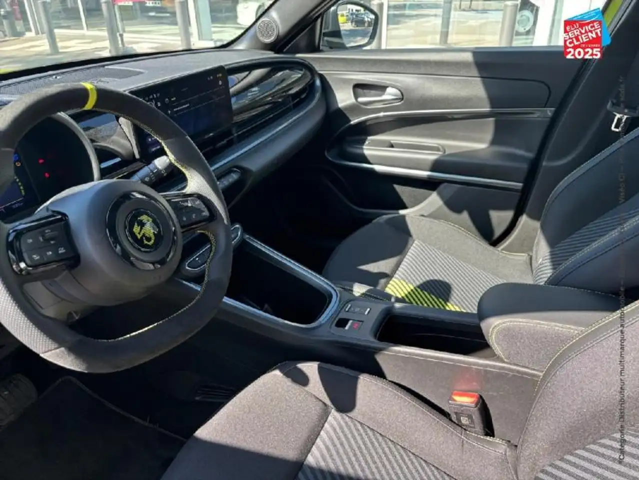 Abarth 600e 2025 — фото 15