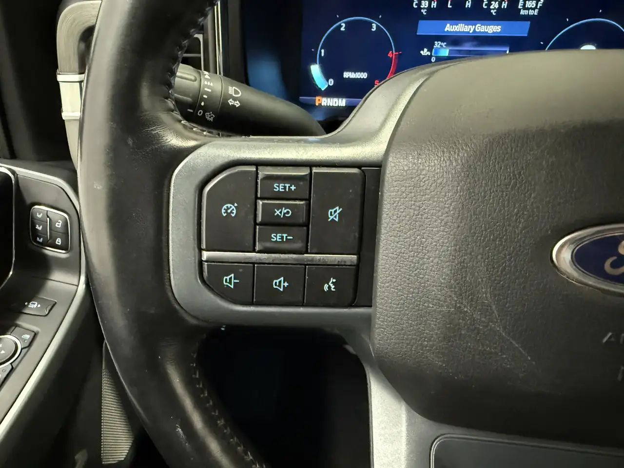 Ford F 350 снимка Ford F 350