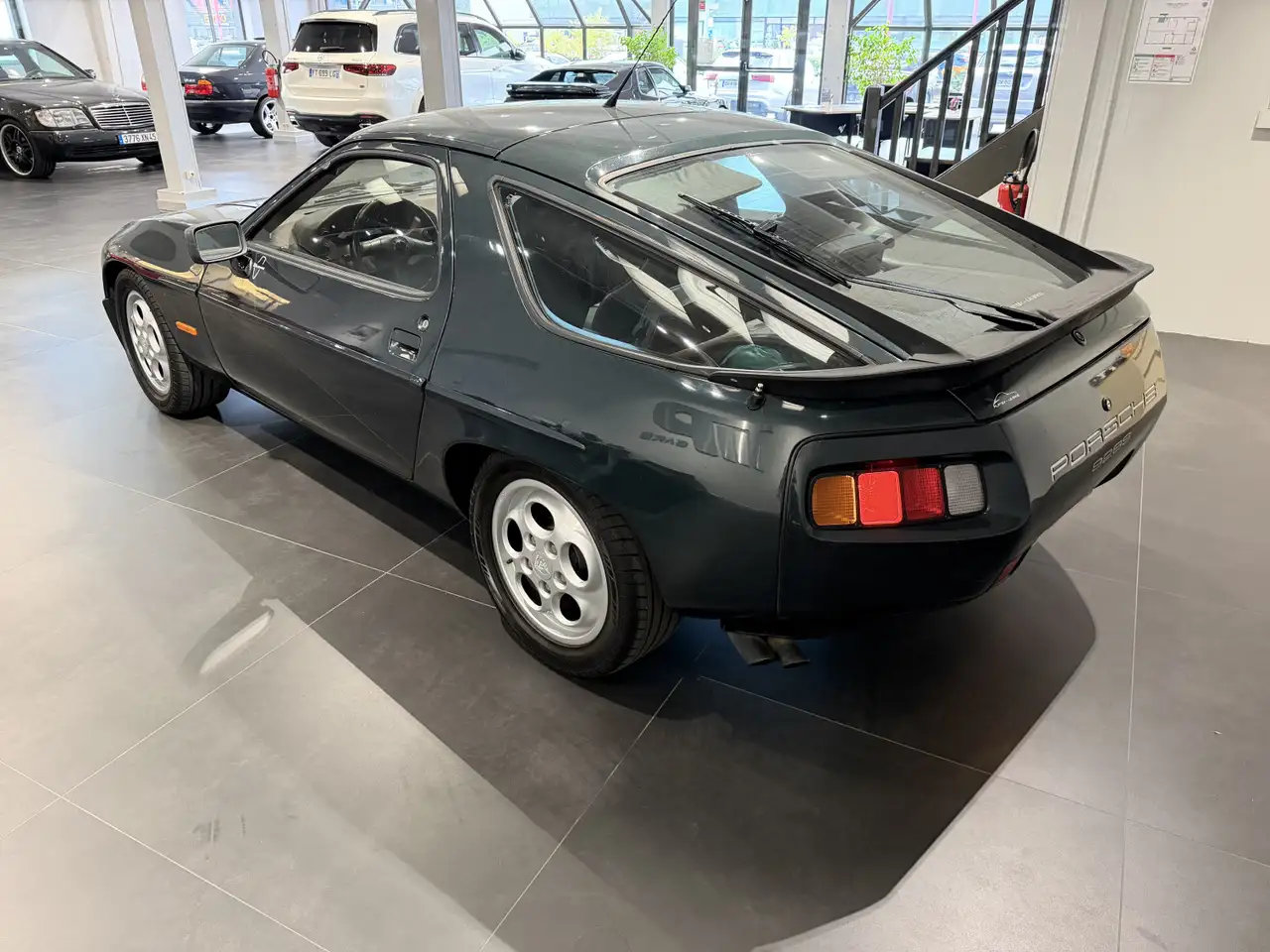 Porsche 928 4.7 S BVA, foto 7