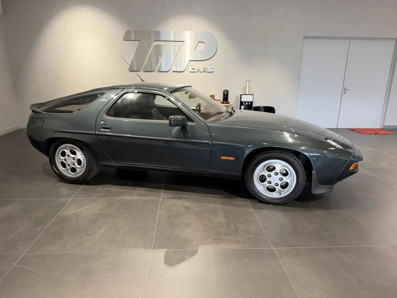 Porsche 928 4.7 S BVA, foto 2