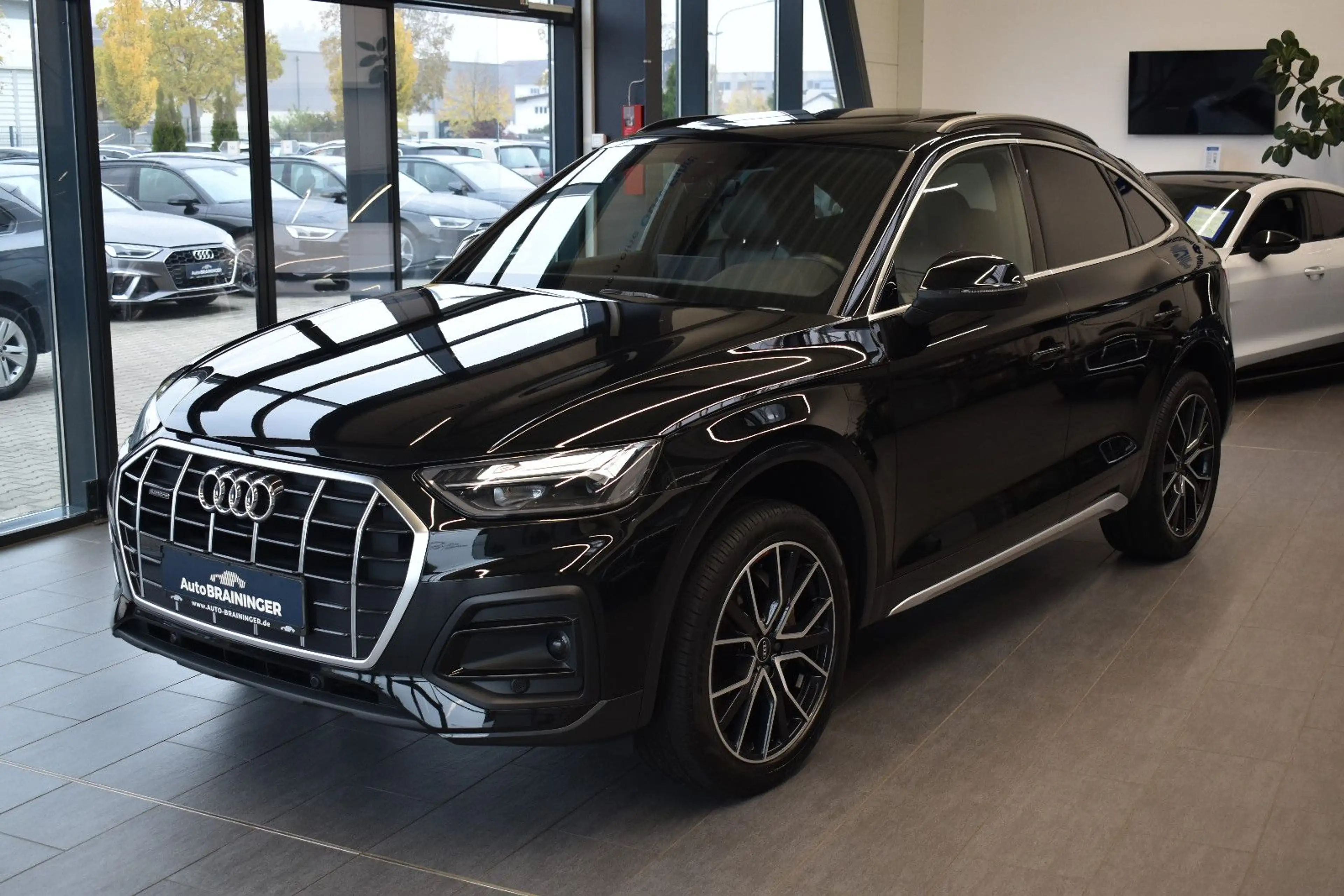 Audi Q5 Sportb. 40TDI quattro S Line OpenSky~S-Sitze — photo 4