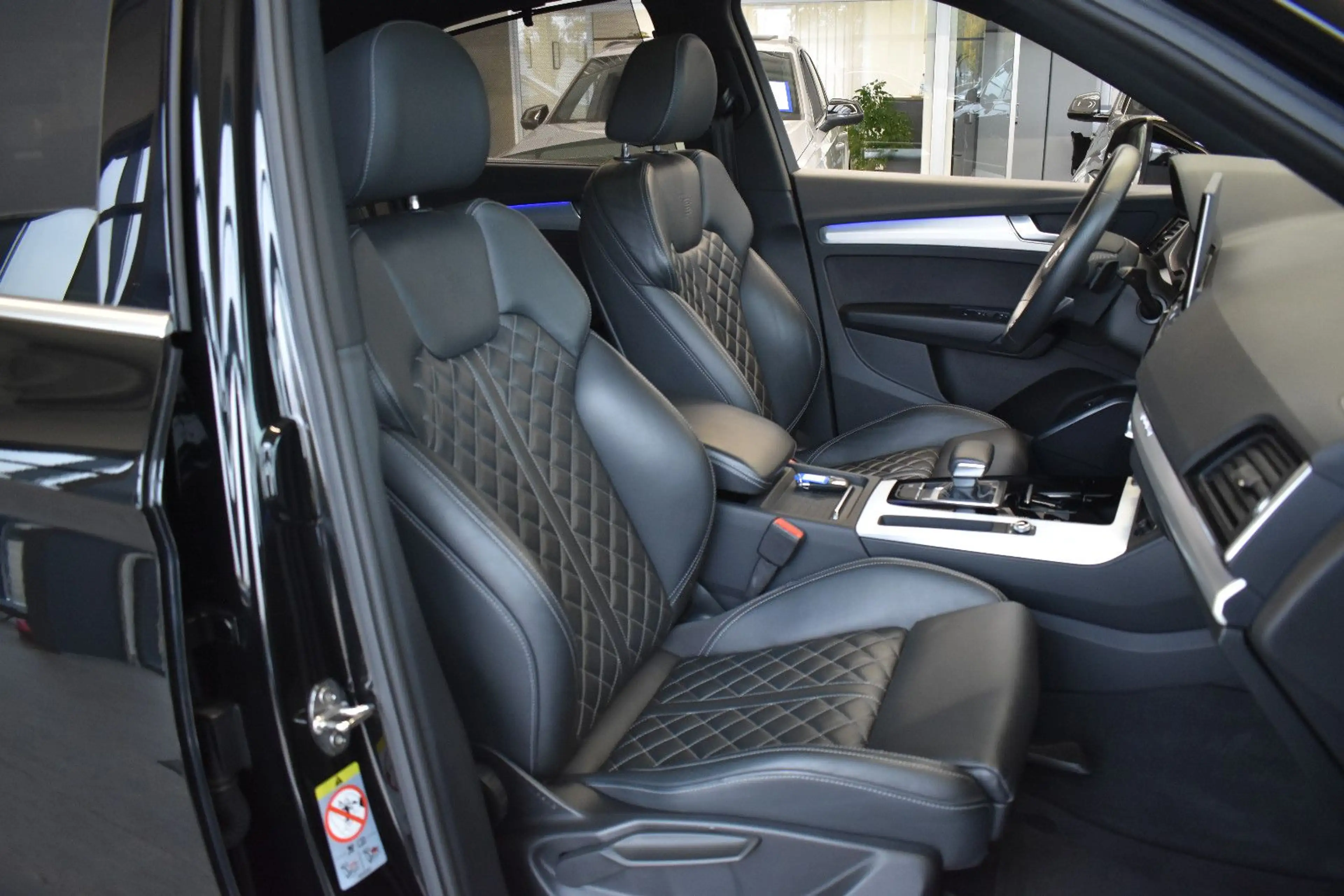 Audi Q5 Sportb. 40TDI quattro S Line OpenSky~S-Sitze — photo 9
