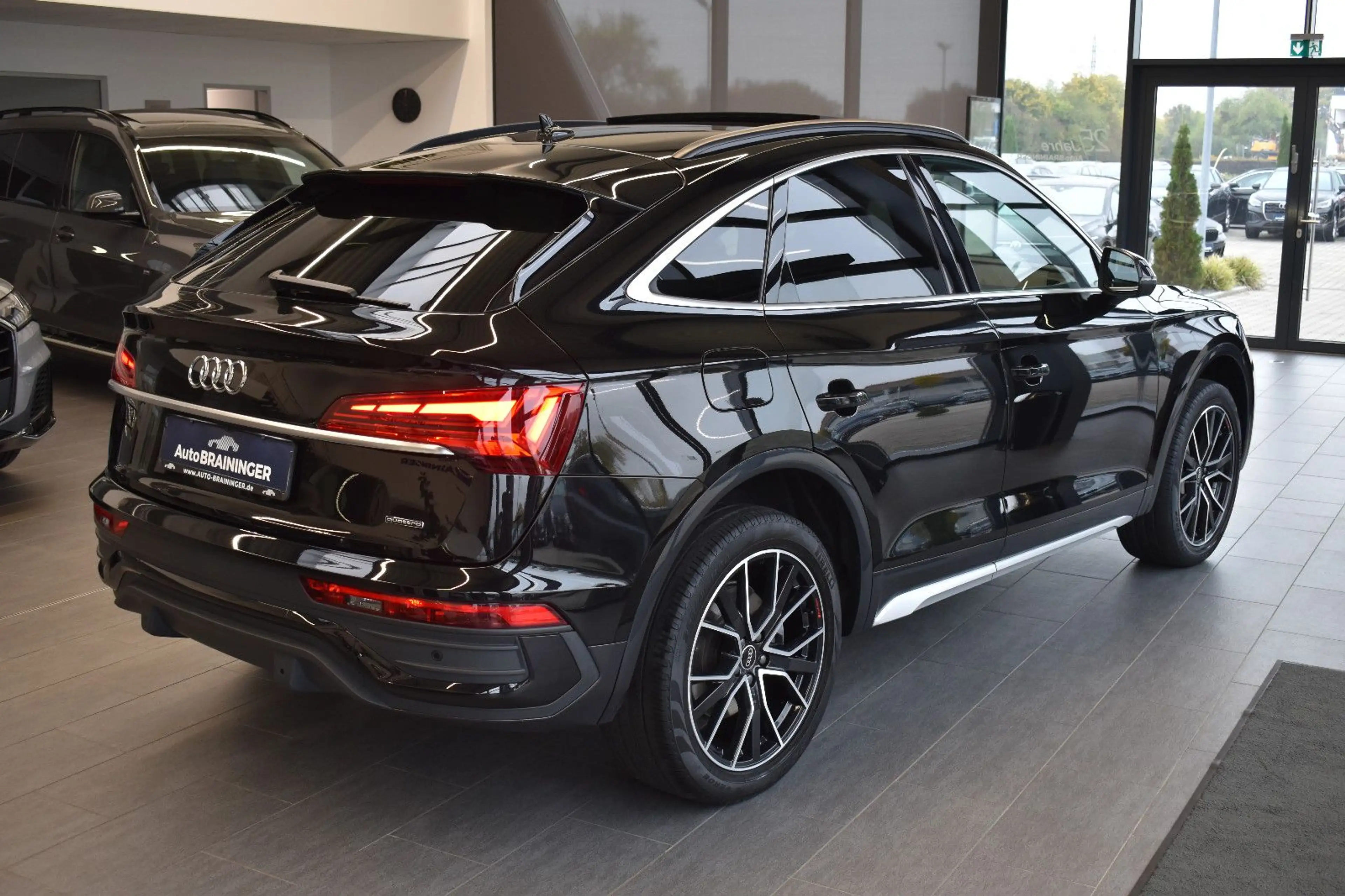 Audi Q5 Sportb. 40TDI quattro S Line OpenSky~S-Sitze — photo 2