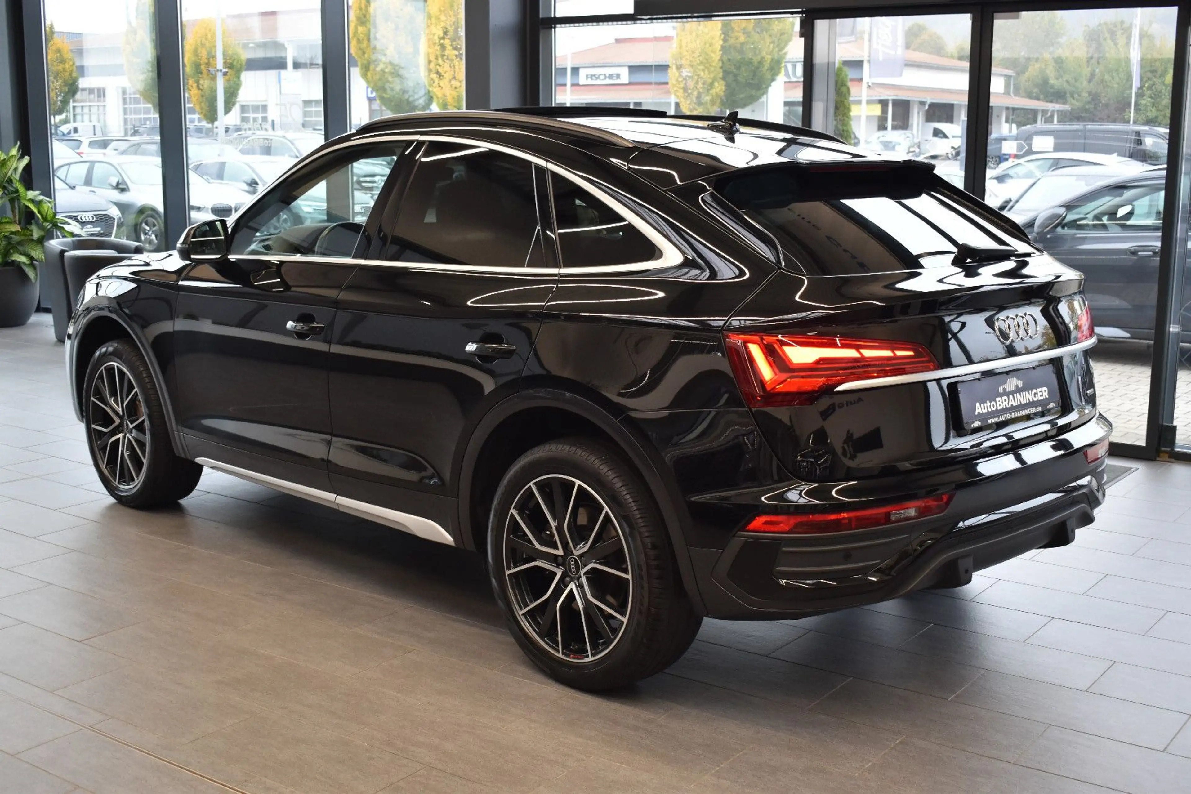 Audi Q5 Sportb. 40TDI quattro S Line OpenSky~S-Sitze — photo 7