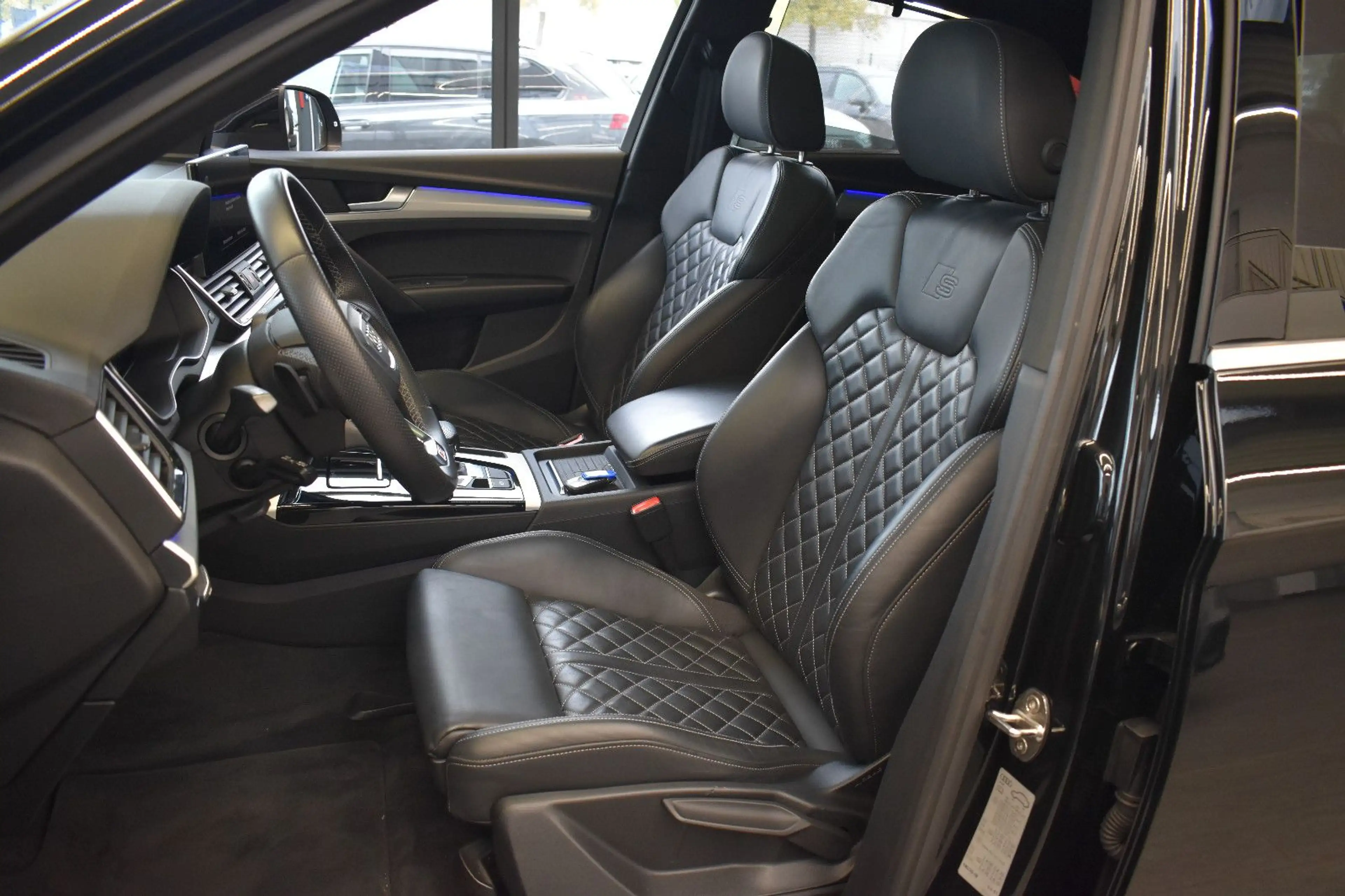 Audi Q5 Sportb. 40TDI quattro S Line OpenSky~S-Sitze — photo 8