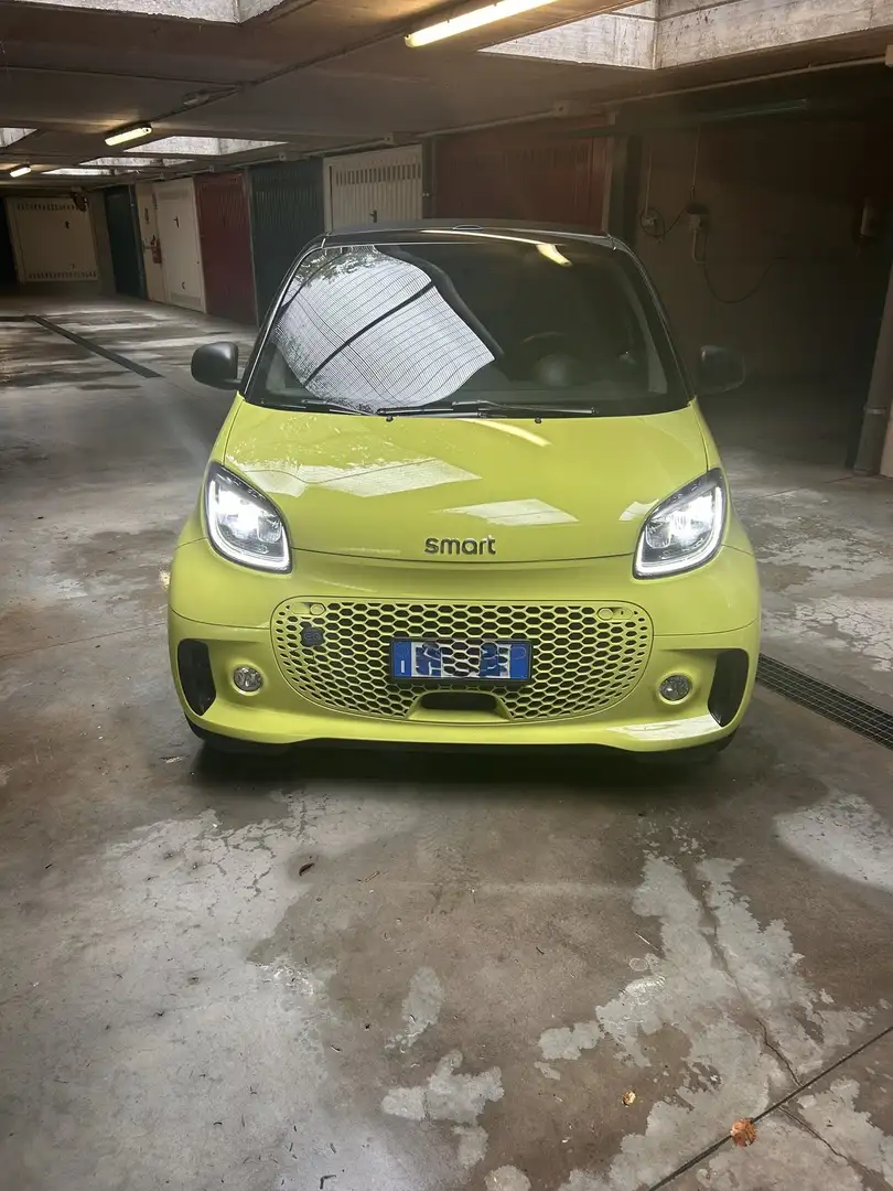 smart forTwo Cabrio eq Passion 22kW Giallo - 1