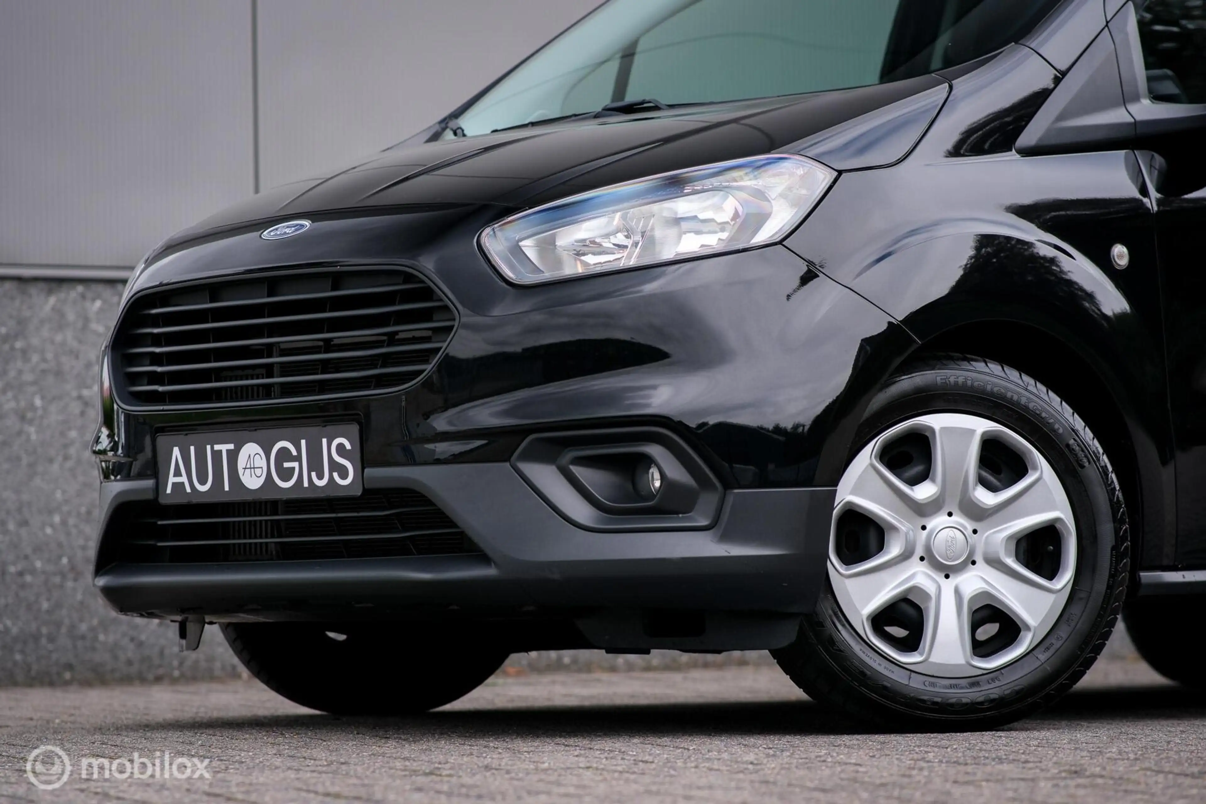 Ford Transit Courier 1.0 Ambiente | Trekhaak | Navigatie | Stoelverwarm — photo 7