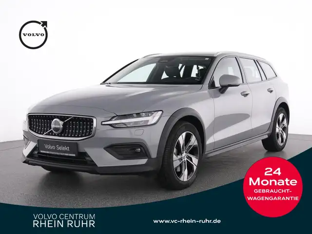 Volvo V60 Cross Country B4 AWD  ULTIMATE WINTERPAK